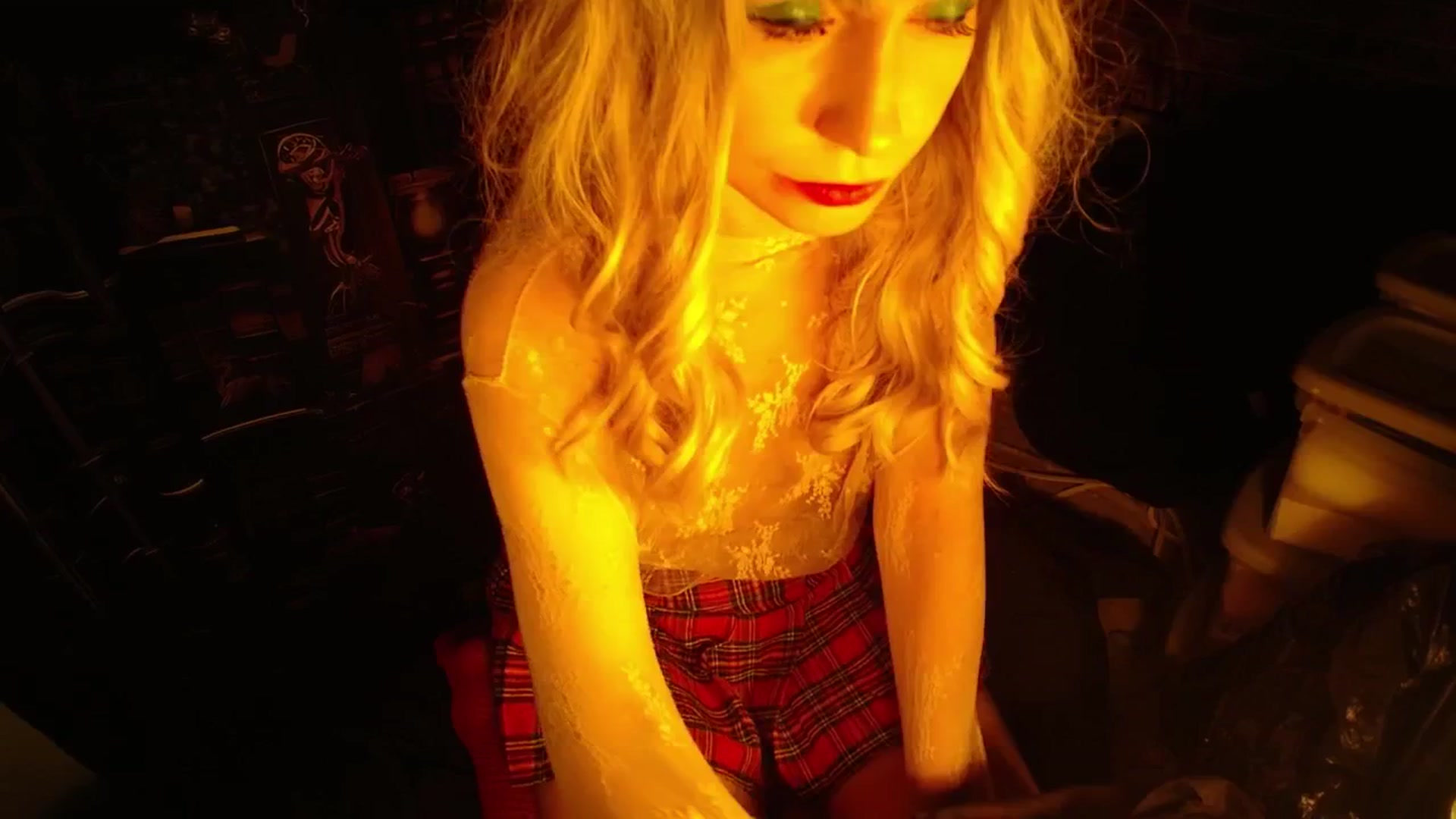 Gallery image thumbnail from H0NEY's myfreecams stream on, 09/17/2025, 11:51 image 7 of 20