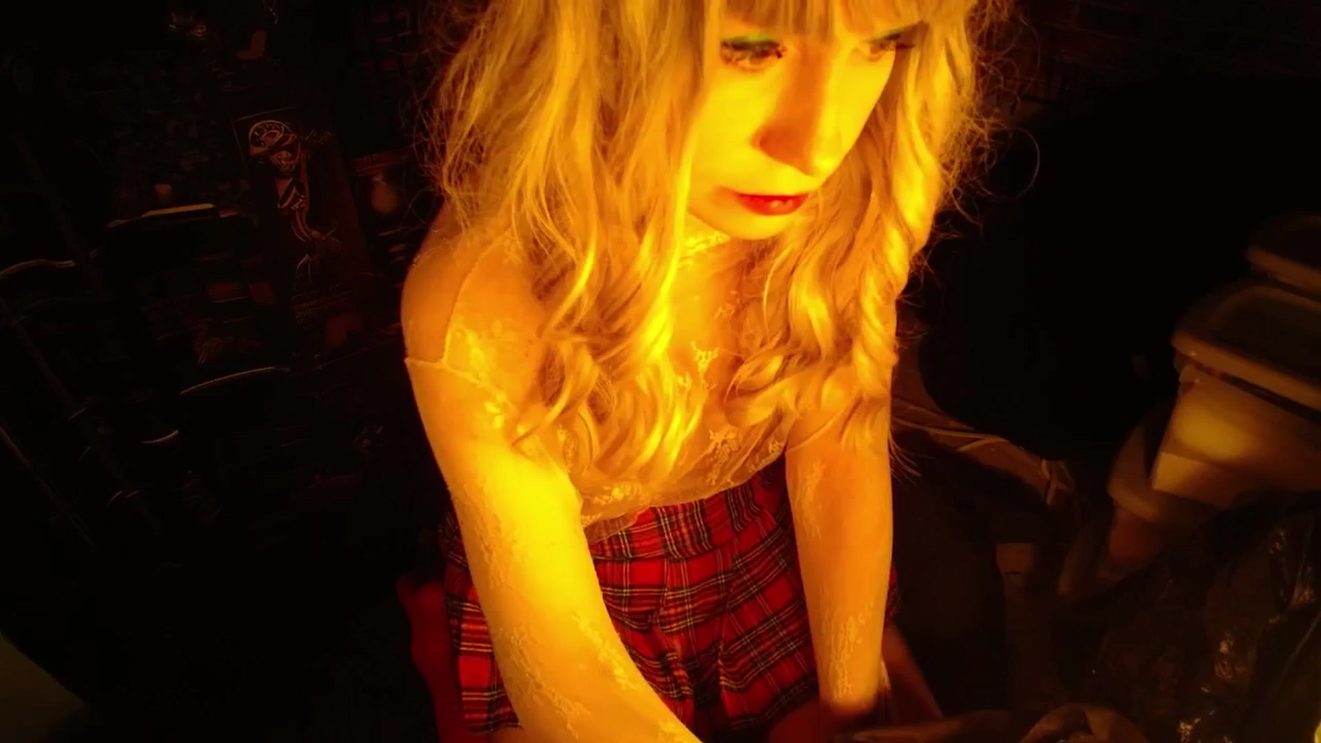 Gallery image thumbnail from H0NEY's myfreecams stream on, 09/17/2025, 11:51 image 4 of 20