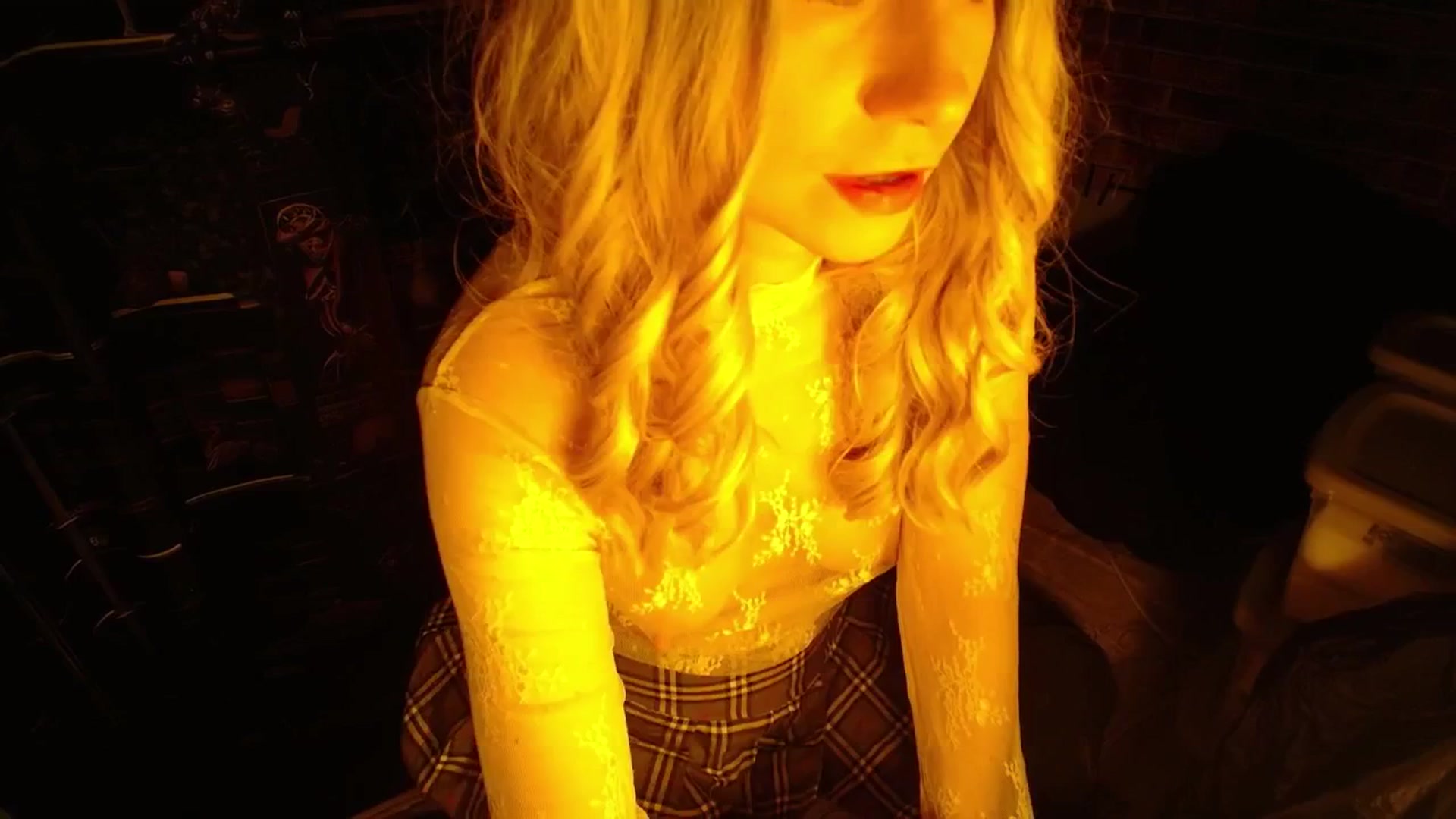 Gallery image thumbnail from H0NEY's myfreecams stream on, 09/19/2025, 11:22 image 15 of 20