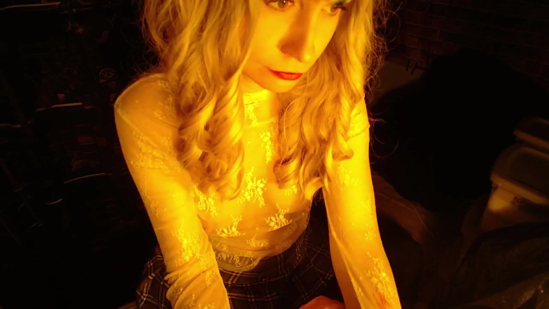 Gallery image thumbnail from H0NEY's myfreecams stream on, 09/19/2025, 14:37 image 6 of 20