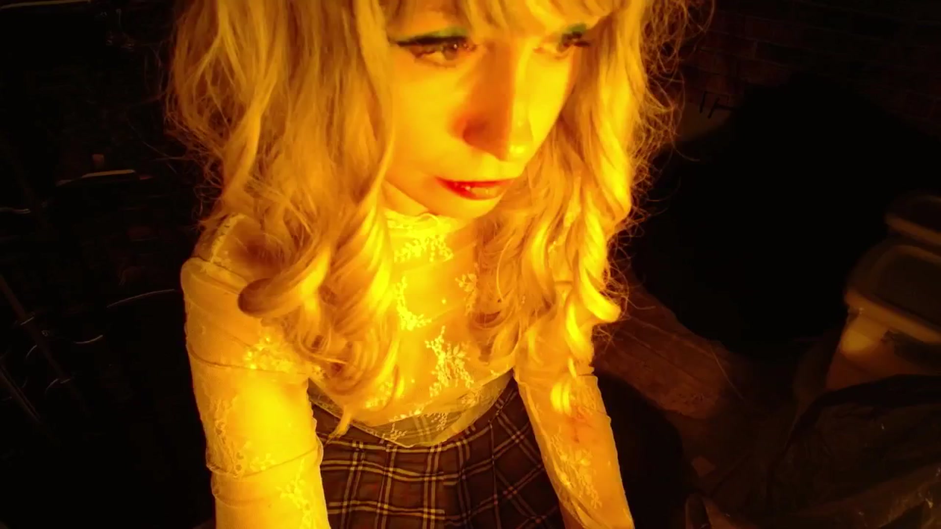 Gallery image thumbnail from H0NEY's myfreecams stream on, 09/19/2025, 16:19 image 10 of 20