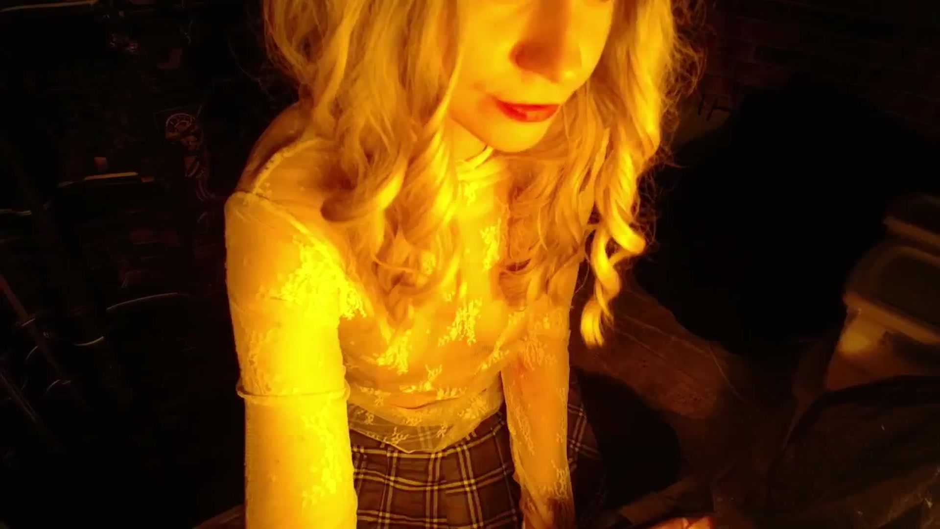 Gallery image thumbnail from H0NEY's myfreecams stream on, 09/19/2025, 16:19 image 7 of 20