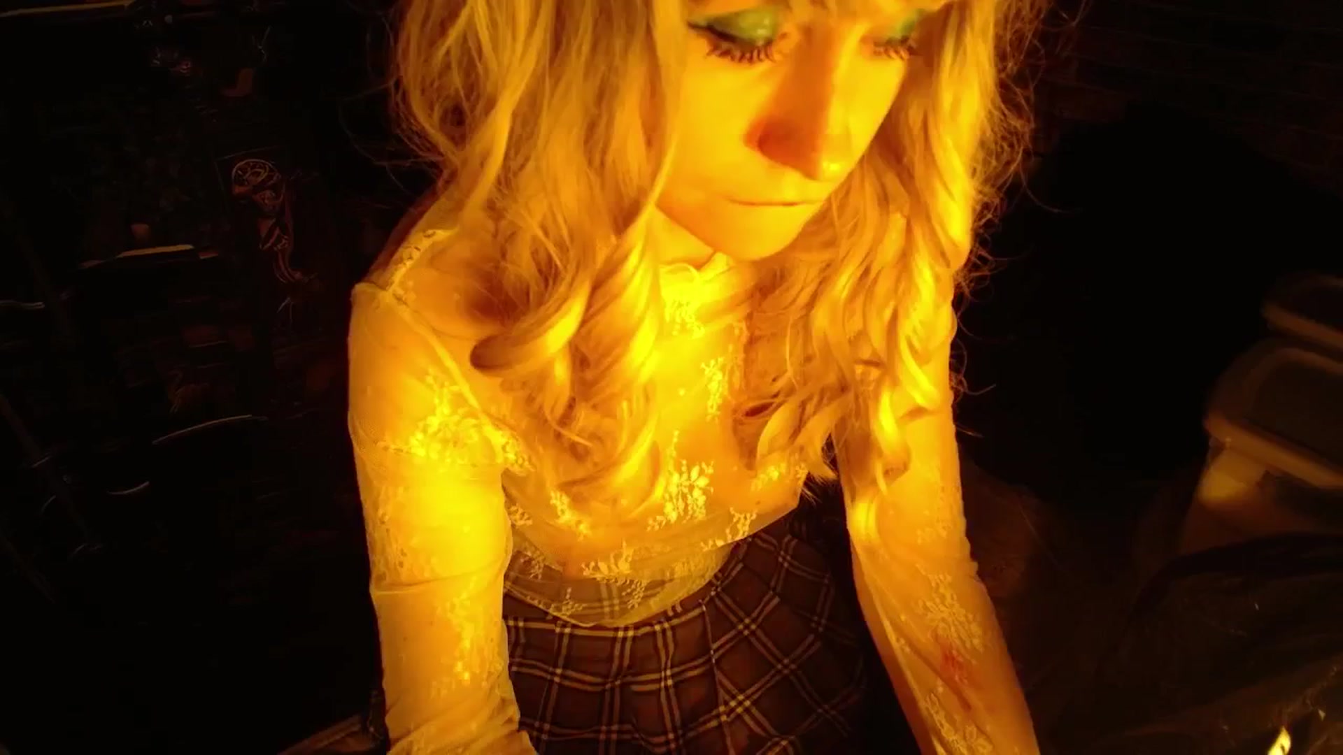 Gallery image thumbnail from H0NEY's myfreecams stream on, 09/19/2025, 16:19 image 13 of 20