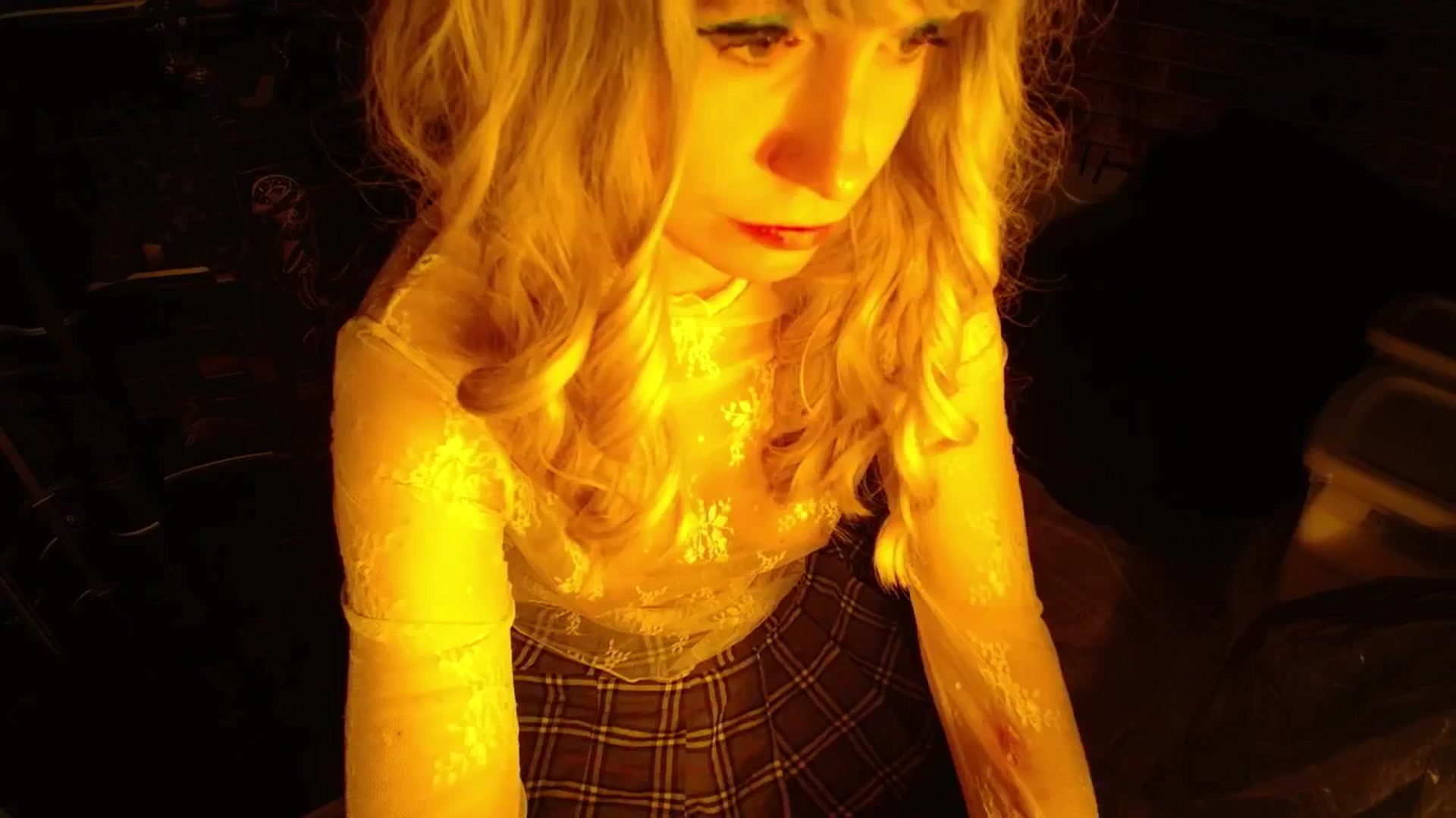 Gallery image thumbnail from H0NEY's myfreecams stream on, 09/19/2025, 16:19 image 8 of 20