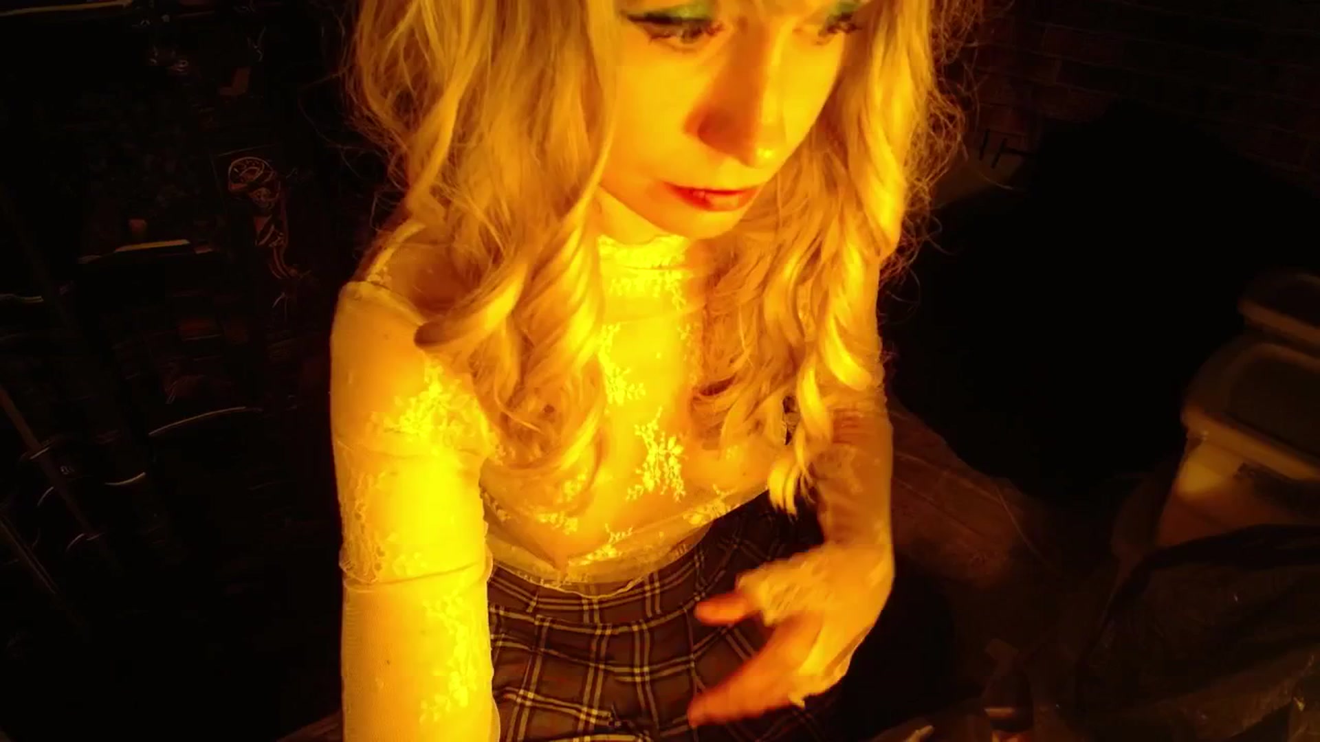 Gallery image thumbnail from H0NEY's myfreecams stream on, 09/19/2025, 16:19 image 20 of 20