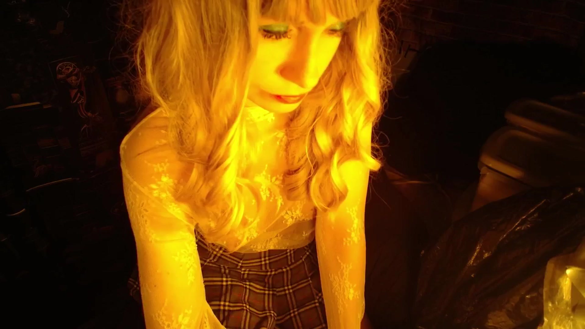 Gallery image thumbnail from H0NEY's myfreecams stream on, 09/20/2025, 16:08 image 10 of 20