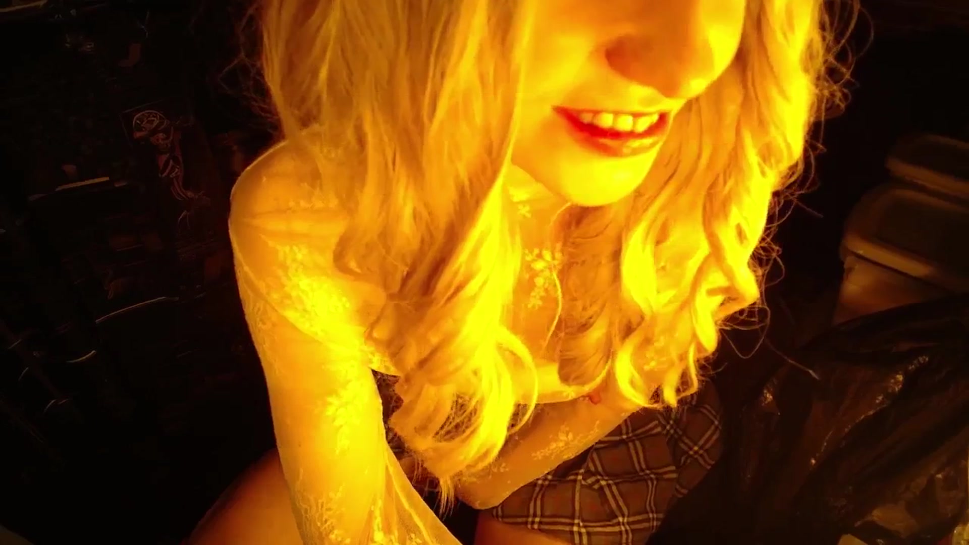 Gallery image thumbnail from H0NEY's myfreecams stream on, 09/20/2025, 20:43 image 4 of 20