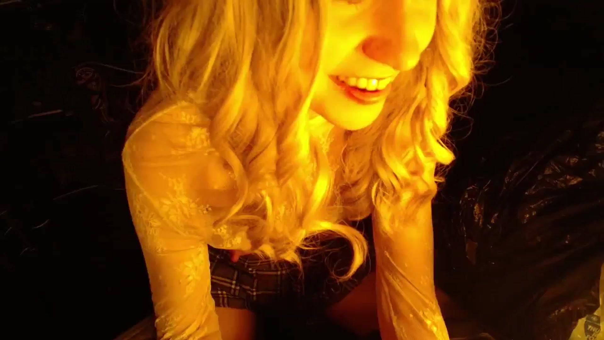 Gallery image thumbnail from H0NEY's myfreecams stream on, 10/04/2025, 04:00 image 12 of 20