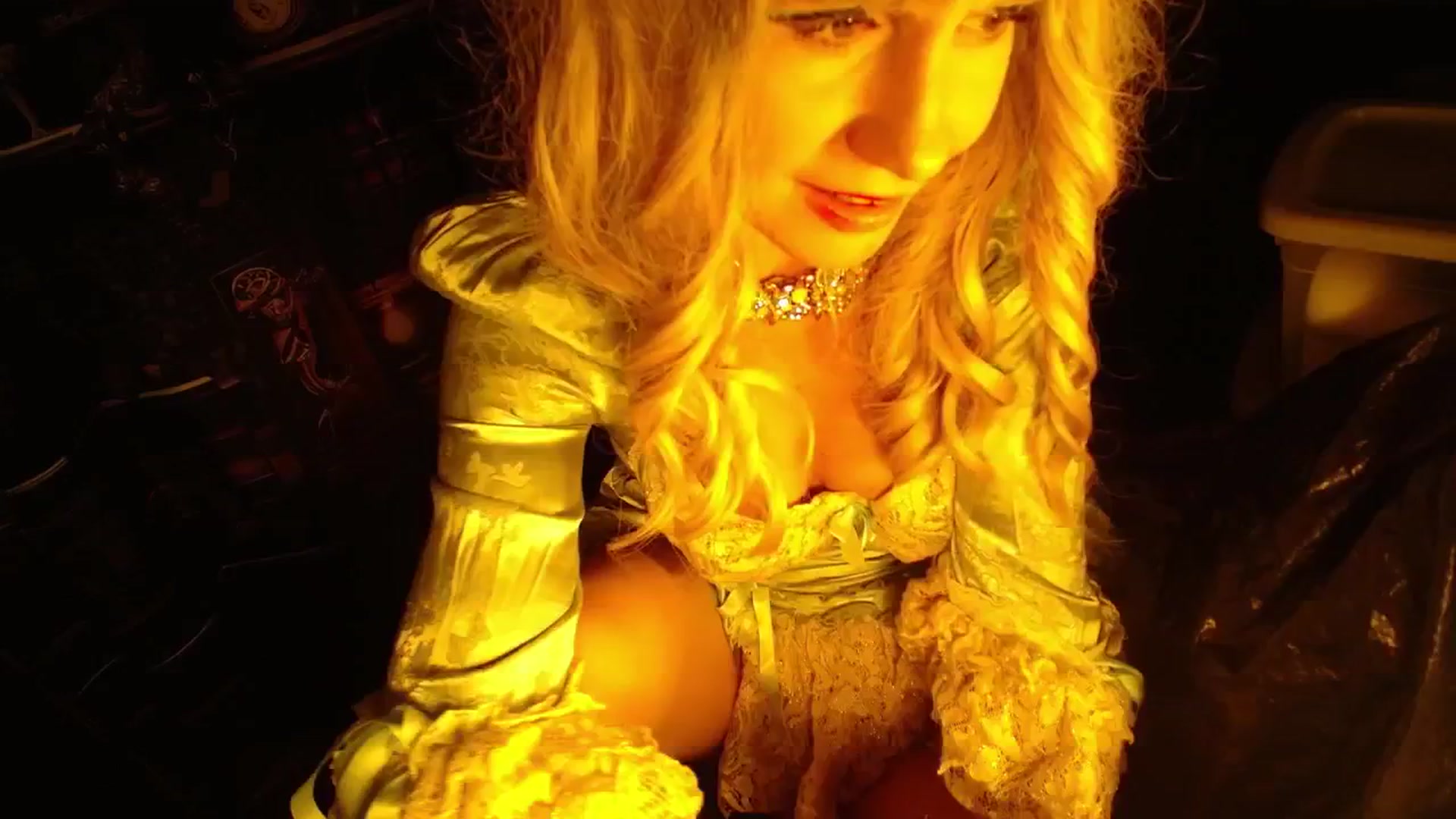 Gallery image thumbnail from H0NEY's myfreecams stream on, 10/18/2025, 07:03 image 12 of 20