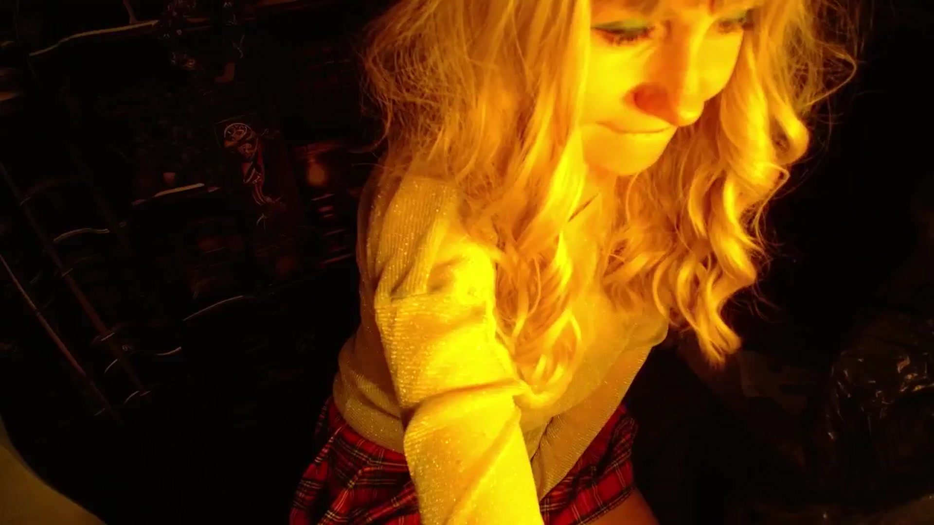 Gallery image thumbnail from H0NEY's myfreecams stream on, 11/21/2025, 03:23 image 12 of 20