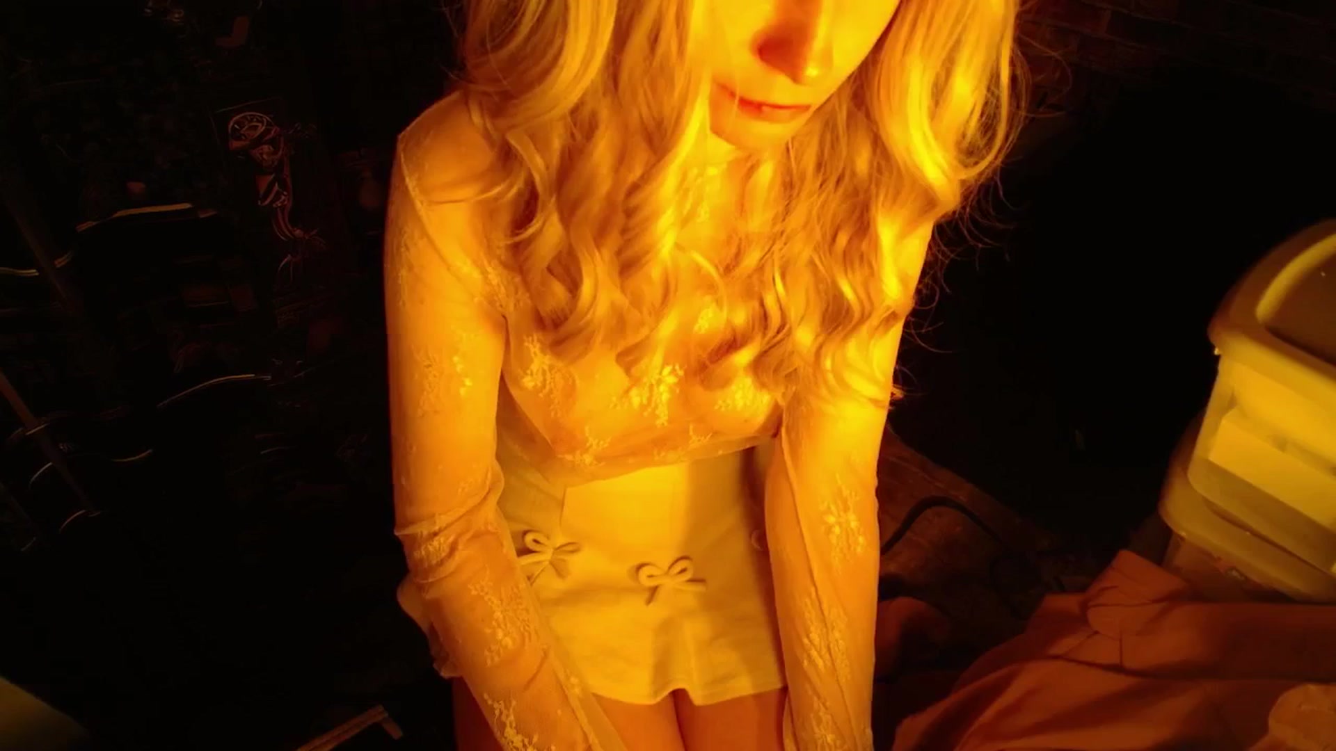 Gallery image thumbnail from H0NEY's myfreecams stream on, 12/03/2025, 13:40 image 11 of 20