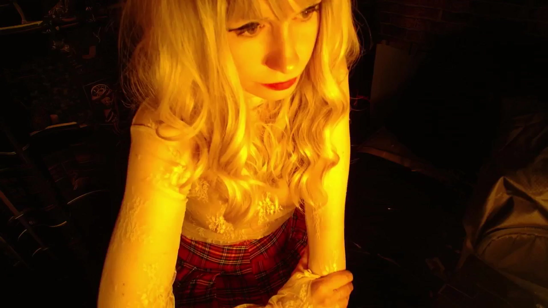 Gallery image thumbnail from H0NEY's myfreecams stream on, 12/06/2025, 14:03 image 18 of 20