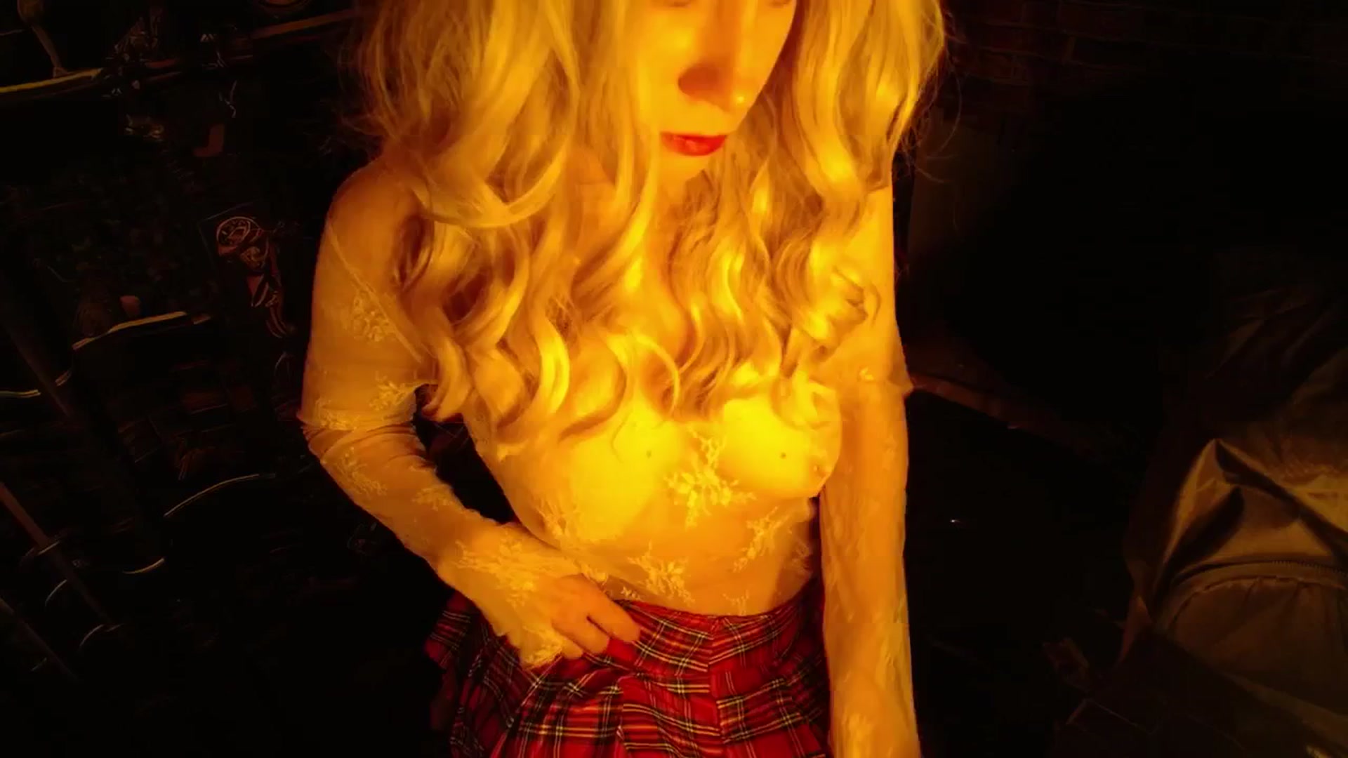 Gallery image thumbnail from H0NEY's myfreecams stream on, 12/06/2025, 14:03 image 12 of 20