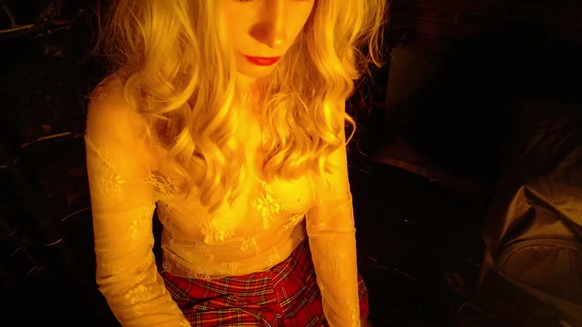 Gallery image thumbnail from H0NEY's myfreecams stream on, 12/06/2025, 16:00 image 14 of 20