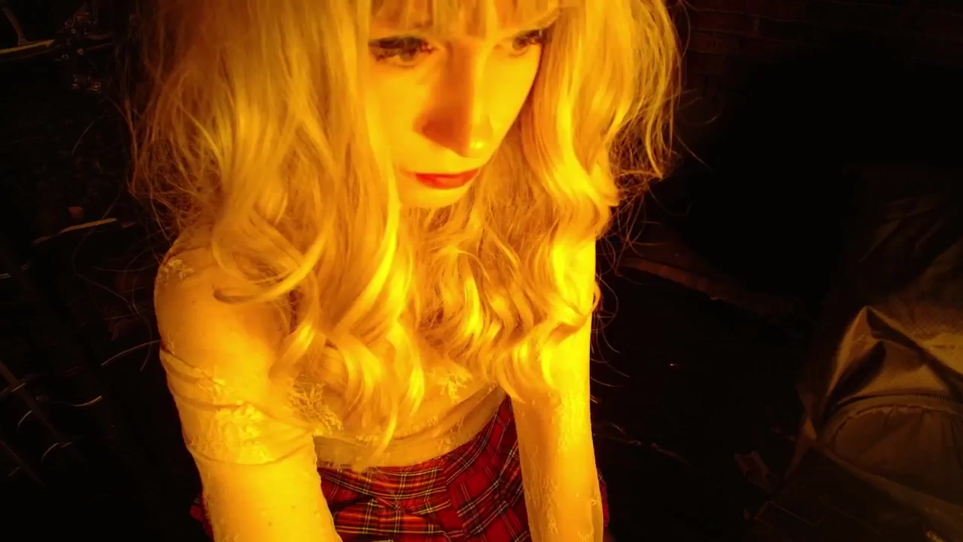 Gallery image thumbnail from H0NEY's myfreecams stream on, 12/06/2025, 16:00 image 17 of 20