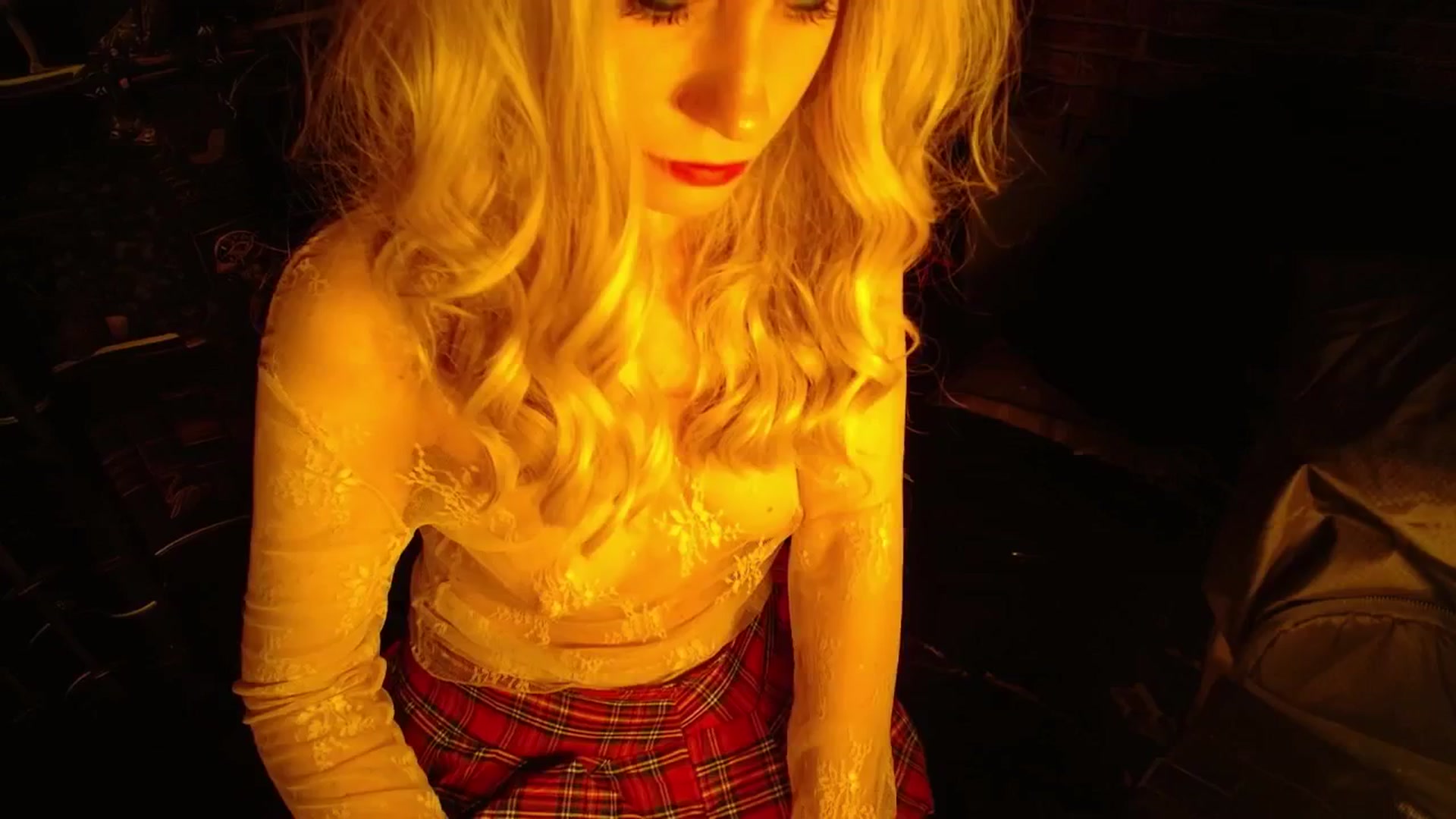 Gallery image thumbnail from H0NEY's myfreecams stream on, 12/06/2025, 16:00 image 13 of 20