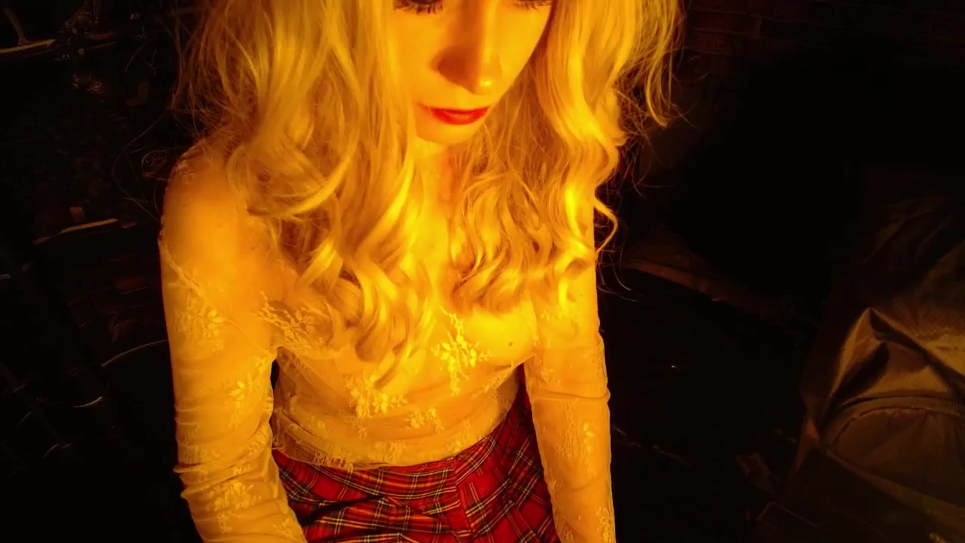 Gallery image thumbnail from H0NEY's myfreecams stream on, 12/06/2025, 16:00 image 16 of 20