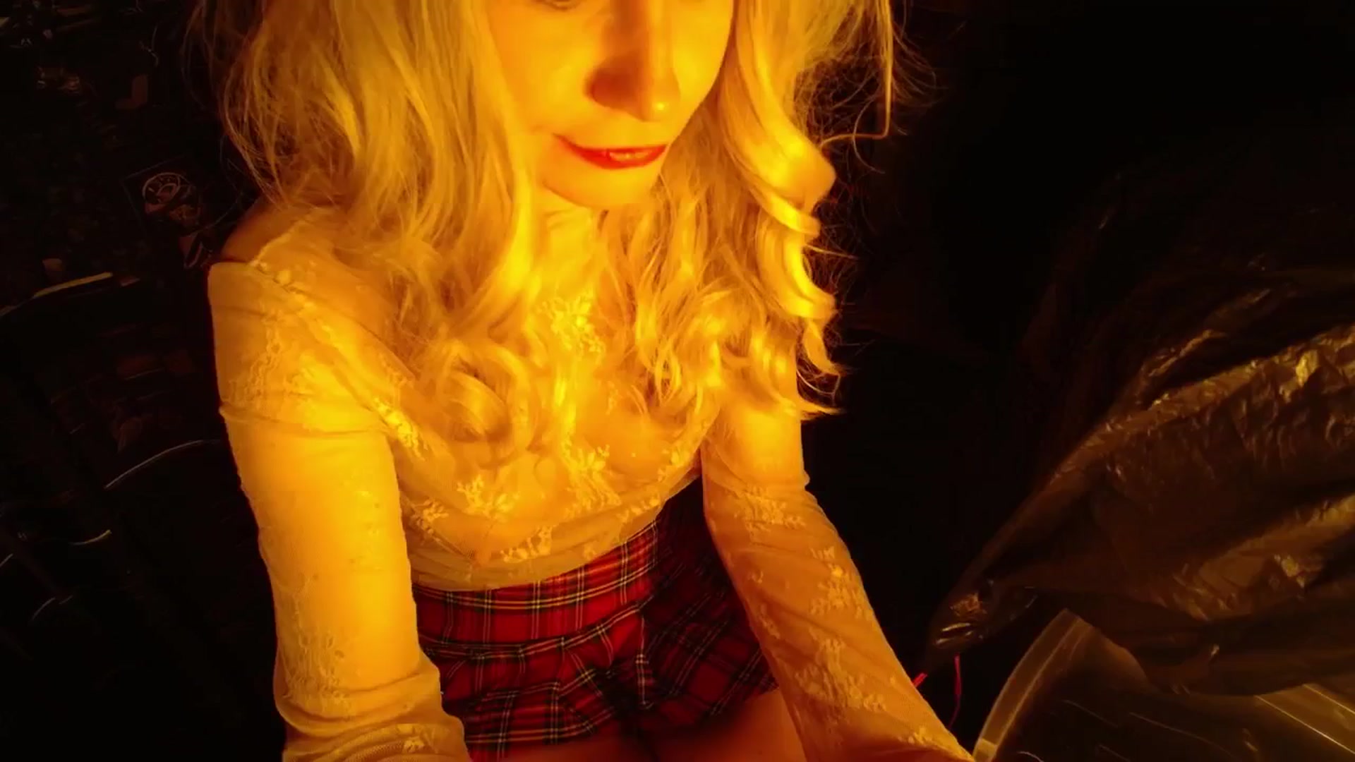 Gallery image thumbnail from H0NEY's myfreecams stream on, 12/07/2025, 17:47 image 15 of 20