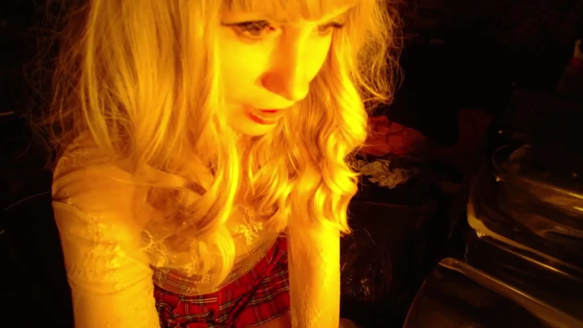 Gallery image thumbnail from H0NEY's myfreecams stream on, 12/19/2025, 04:03 image 6 of 20