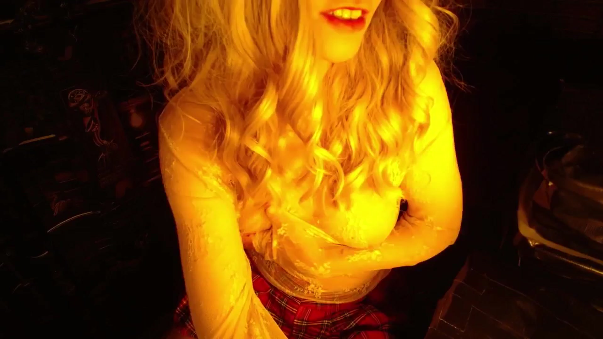 Gallery image thumbnail from H0NEY's myfreecams stream on, 12/20/2025, 05:40 image 8 of 20