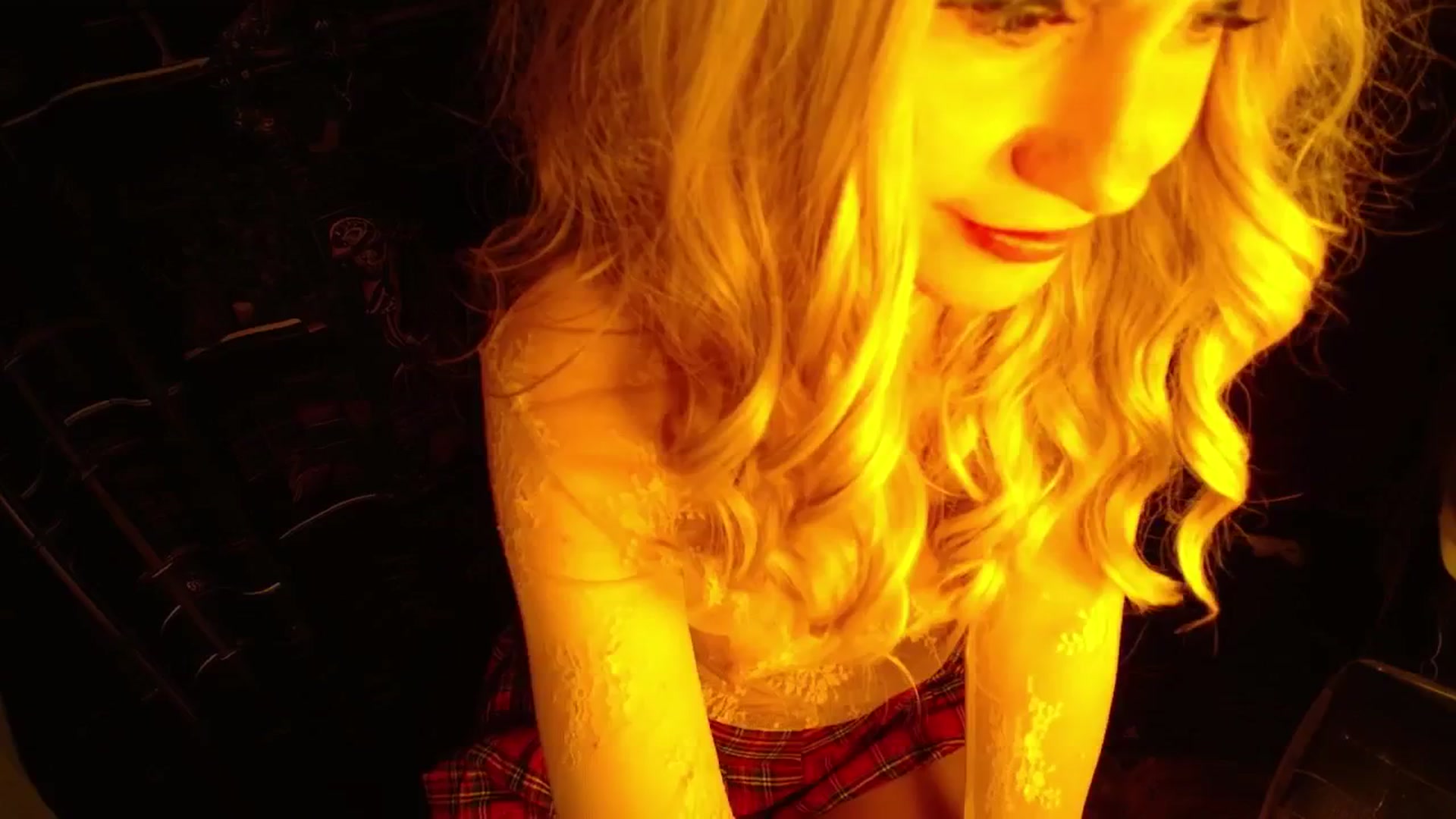 Gallery image thumbnail from H0NEY's myfreecams stream on, 12/20/2025, 09:57 image 8 of 20