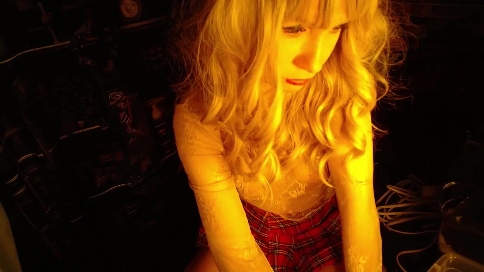 Gallery image thumbnail from H0NEY's myfreecams stream on, 01/02/2026, 02:00 image 8 of 20