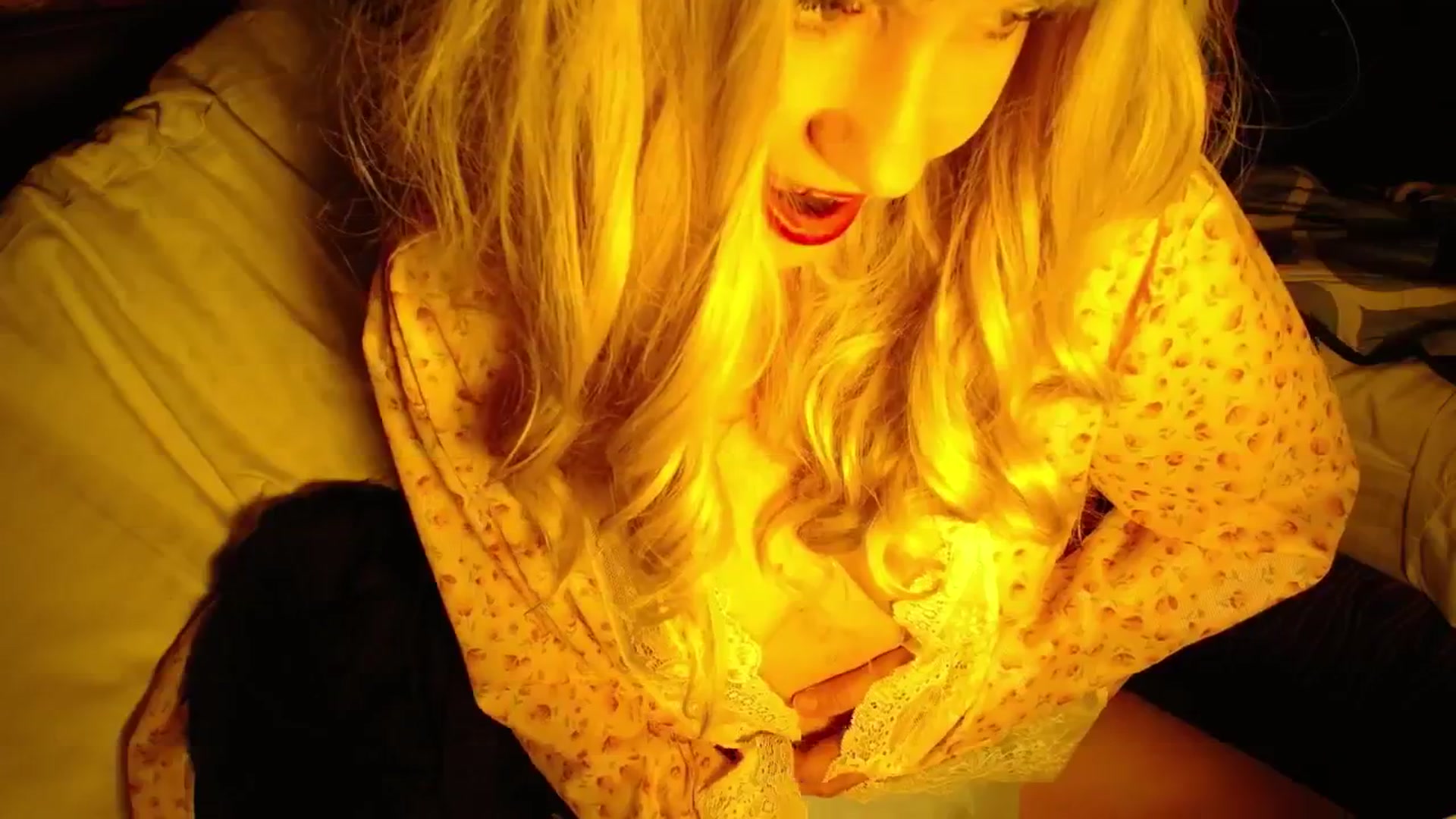 Gallery image thumbnail from H0NEY's myfreecams stream on, 03/08/2026, 11:54 image 5 of 20