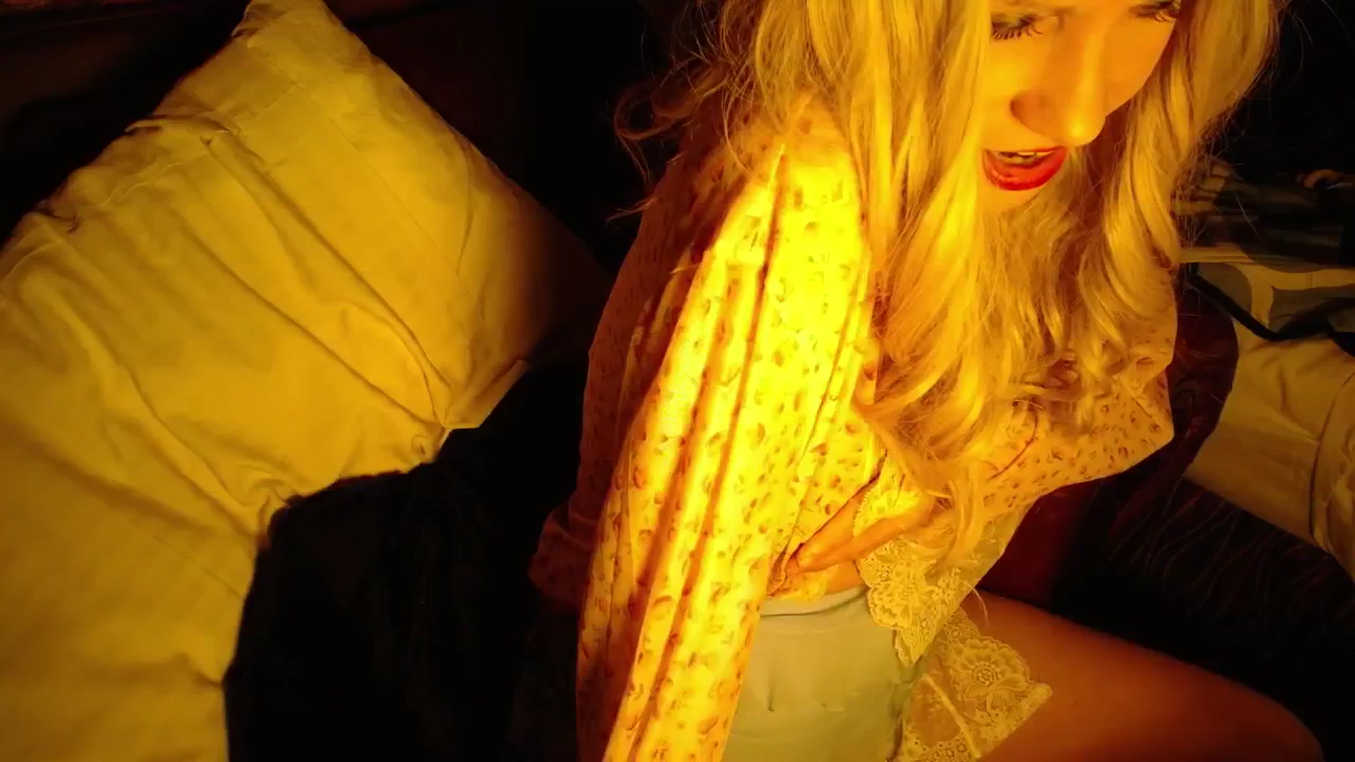 Gallery image thumbnail from H0NEY's myfreecams stream on, 03/08/2026, 13:42 image 11 of 20