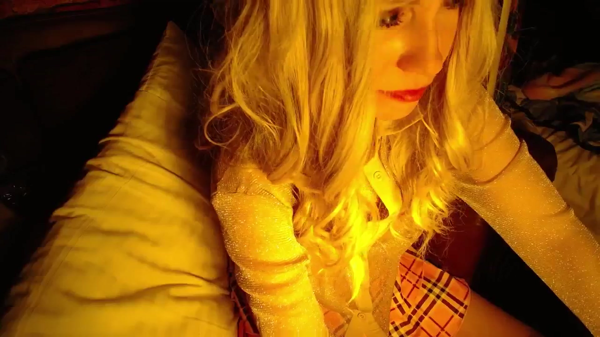 Gallery image thumbnail from H0NEY's myfreecams stream on, 03/11/2026, 10:07 image 16 of 20