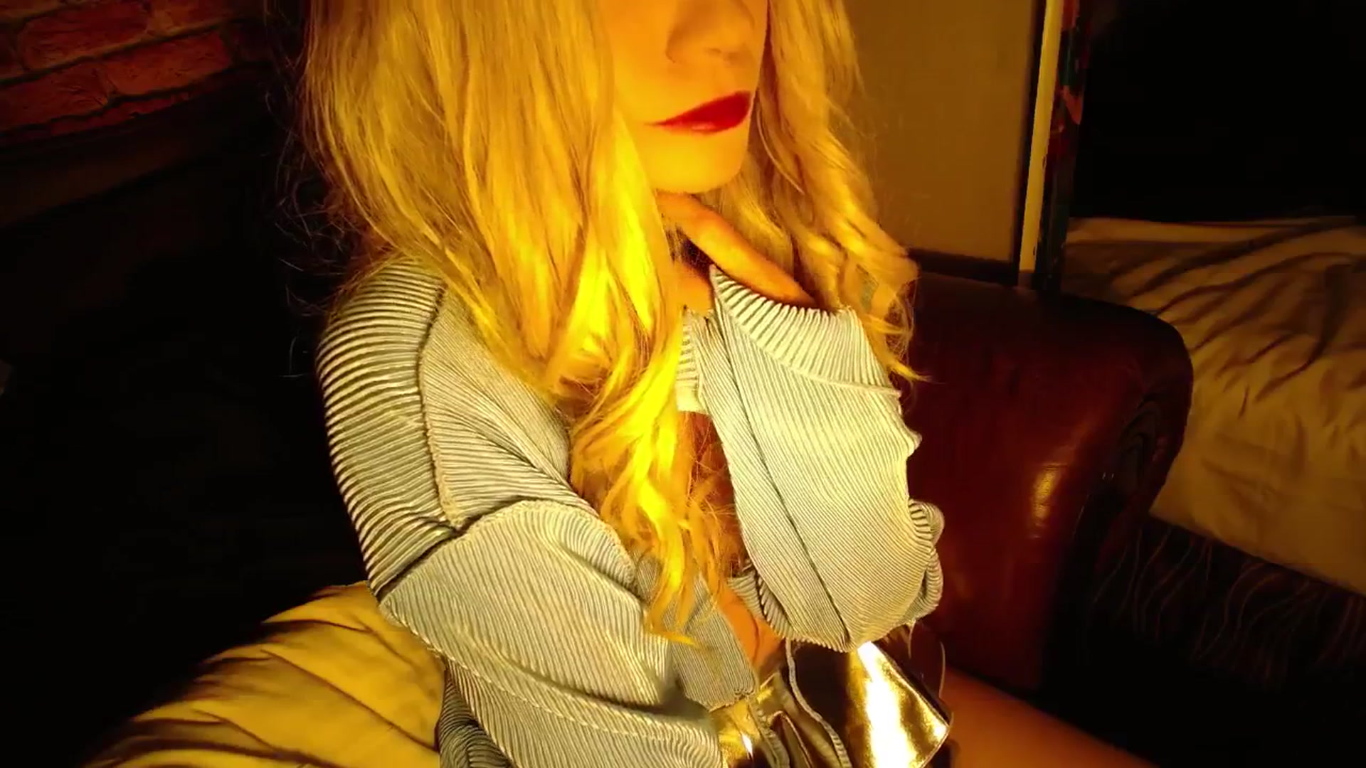 Gallery image thumbnail from H0NEY's myfreecams stream on, 03/21/2026, 14:49 image 8 of 20
