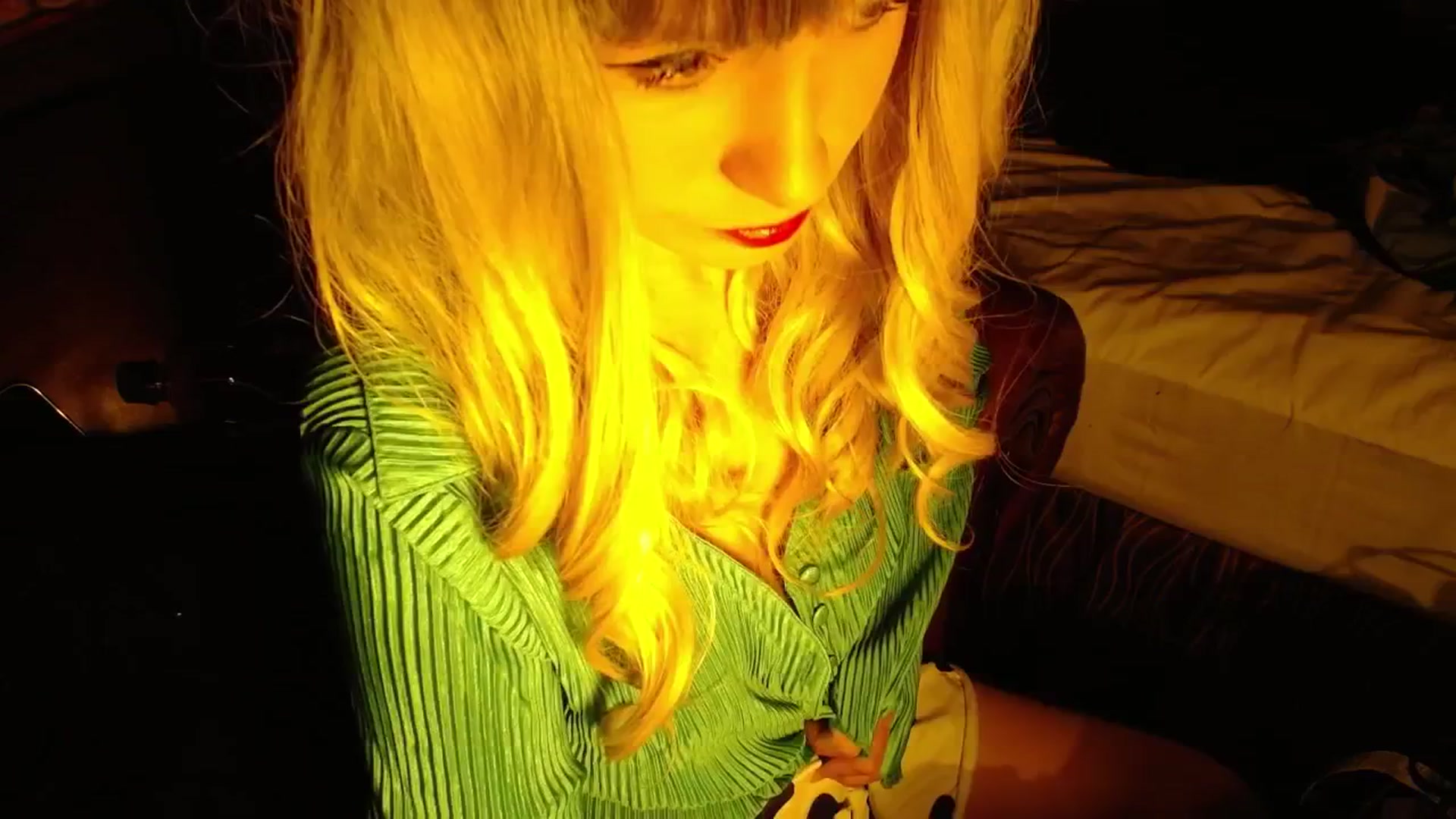 Gallery image thumbnail from H0NEY's myfreecams stream on, 04/05/2026, 15:11 image 17 of 20