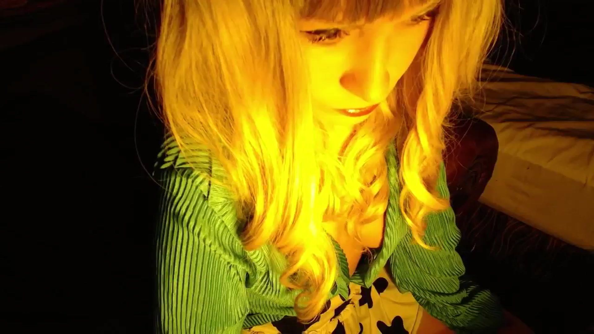 Gallery image thumbnail from H0NEY's myfreecams stream on, 04/05/2026, 16:19 image 3 of 20