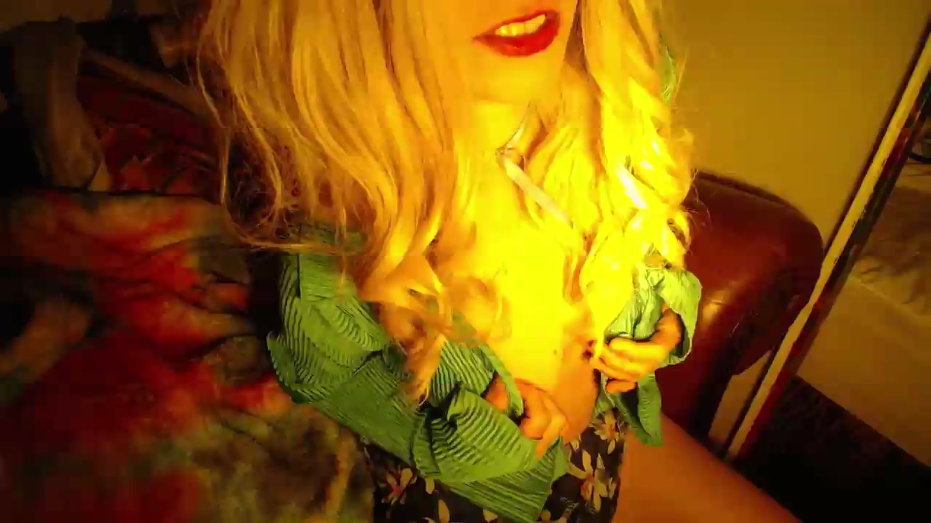 Gallery image thumbnail from H0NEY's myfreecams stream on, 05/24/2026, 14:03 image 9 of 20