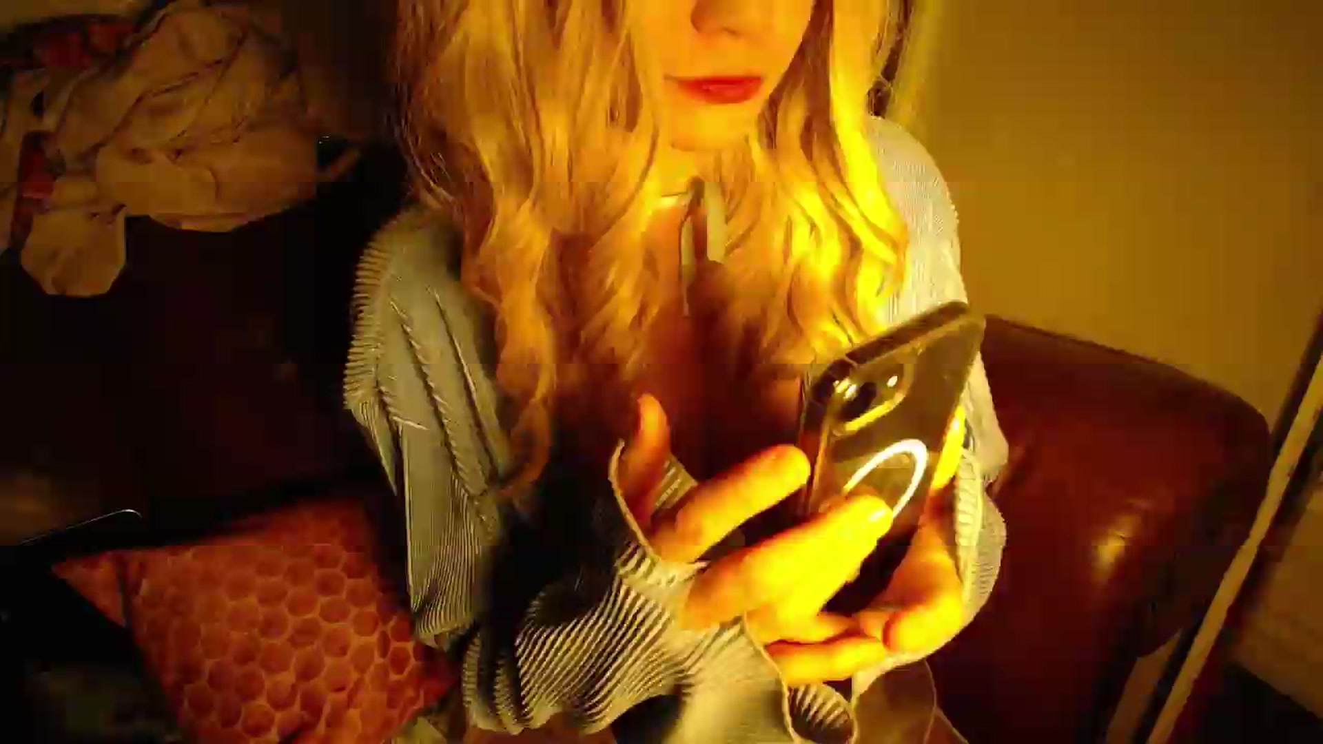 Gallery image thumbnail from H0NEY's myfreecams stream on, 06/16/2026, 08:47 image 10 of 20