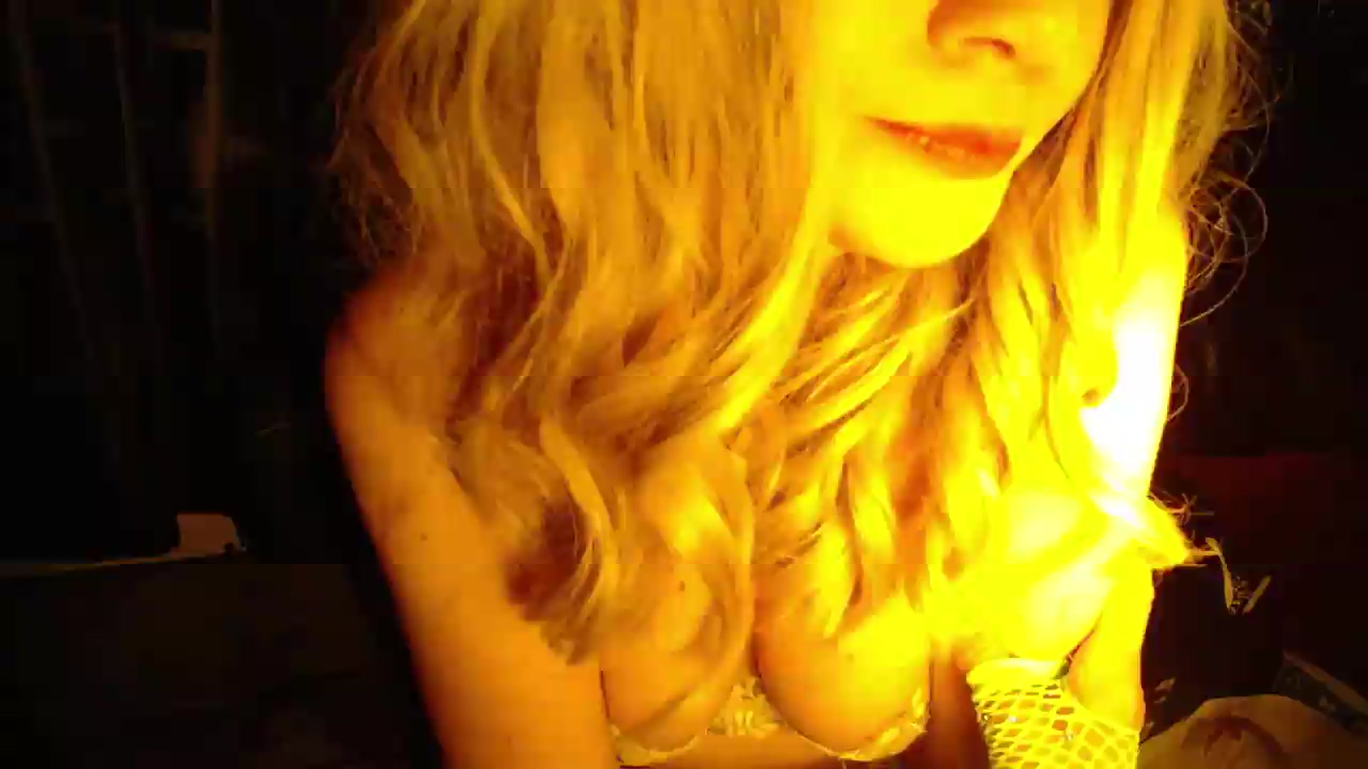 Gallery image thumbnail from H0NEY's myfreecams stream on, 08/16/2026, 13:13 image 19 of 20