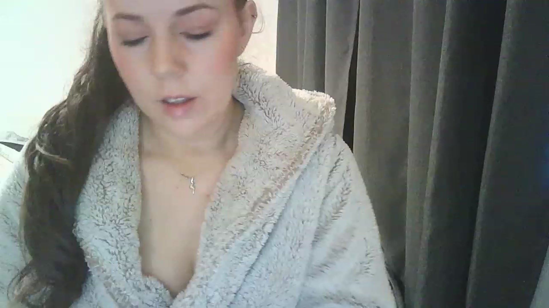 Gallery image thumbnail from H3HHH's myfreecams stream on, 01/30/2023, 19:37 image 4 of 20