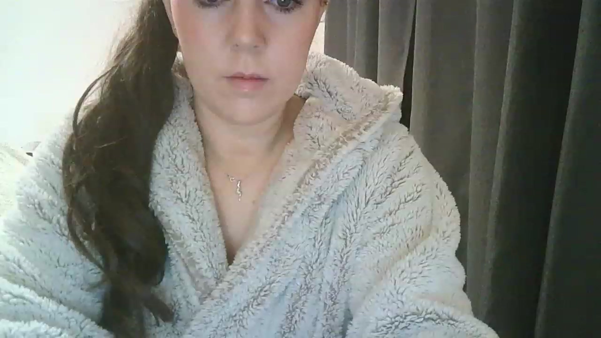 Gallery image thumbnail from H3HHH's myfreecams stream on, 01/30/2023, 19:37 image 12 of 20