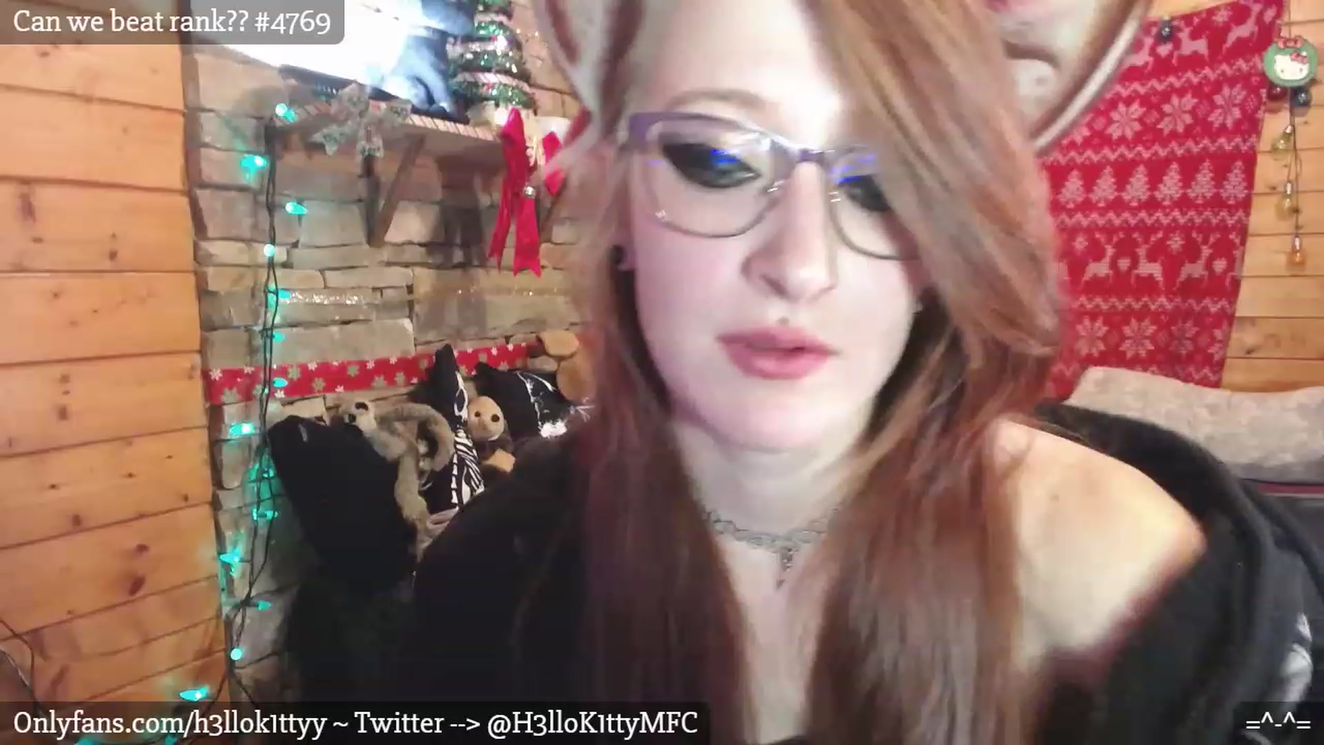 Gallery image thumbnail from H3llok1tty's myfreecams stream on, 12/10/2022, 10:58 image 18 of 20