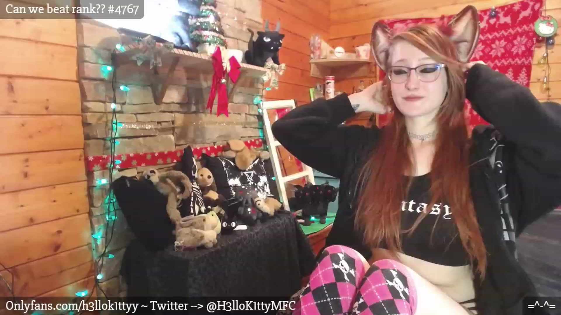 Gallery image thumbnail from H3llok1tty's myfreecams stream on, 12/10/2022, 10:58 image 17 of 20