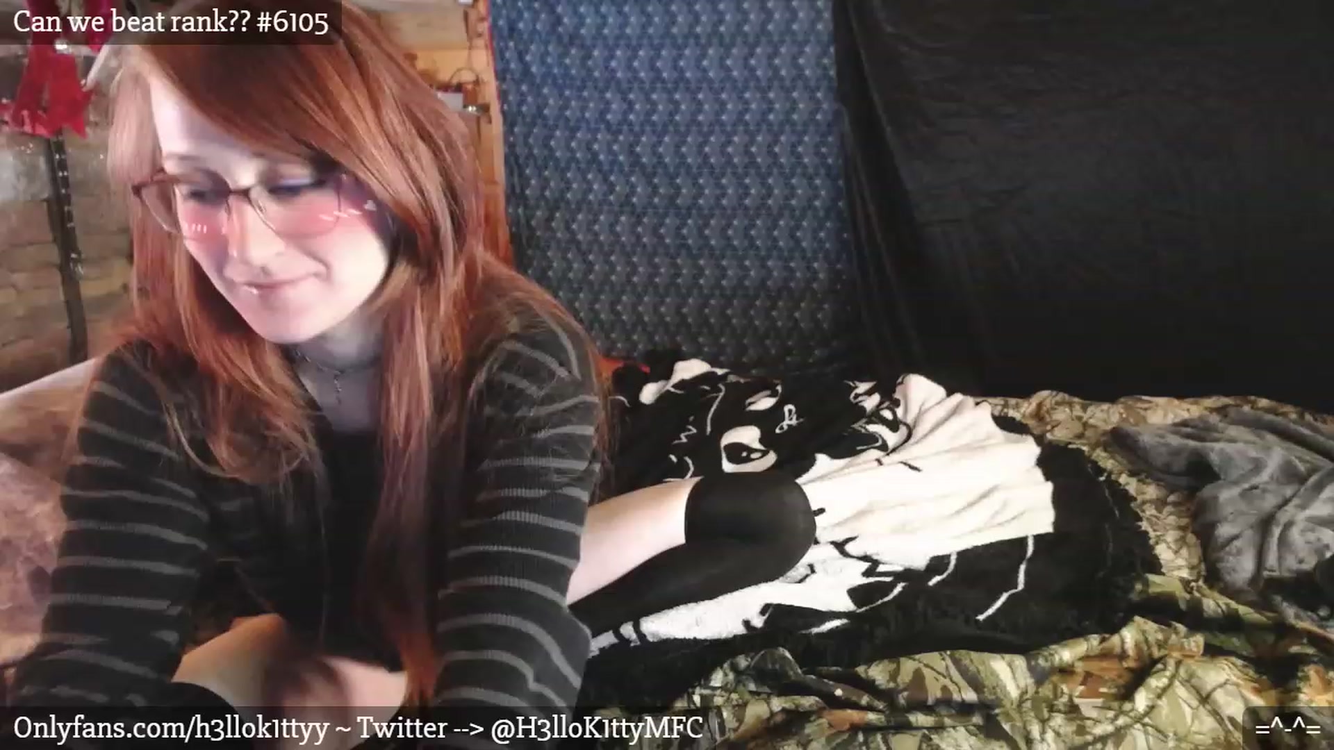 Gallery image thumbnail from H3llok1tty's myfreecams stream on, 12/22/2022, 12:11 image 5 of 20