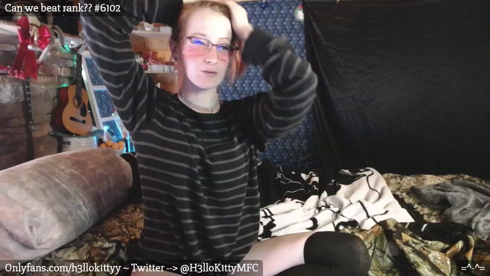 Gallery image thumbnail from H3llok1tty's myfreecams stream on, 12/22/2022, 12:11 image 3 of 20