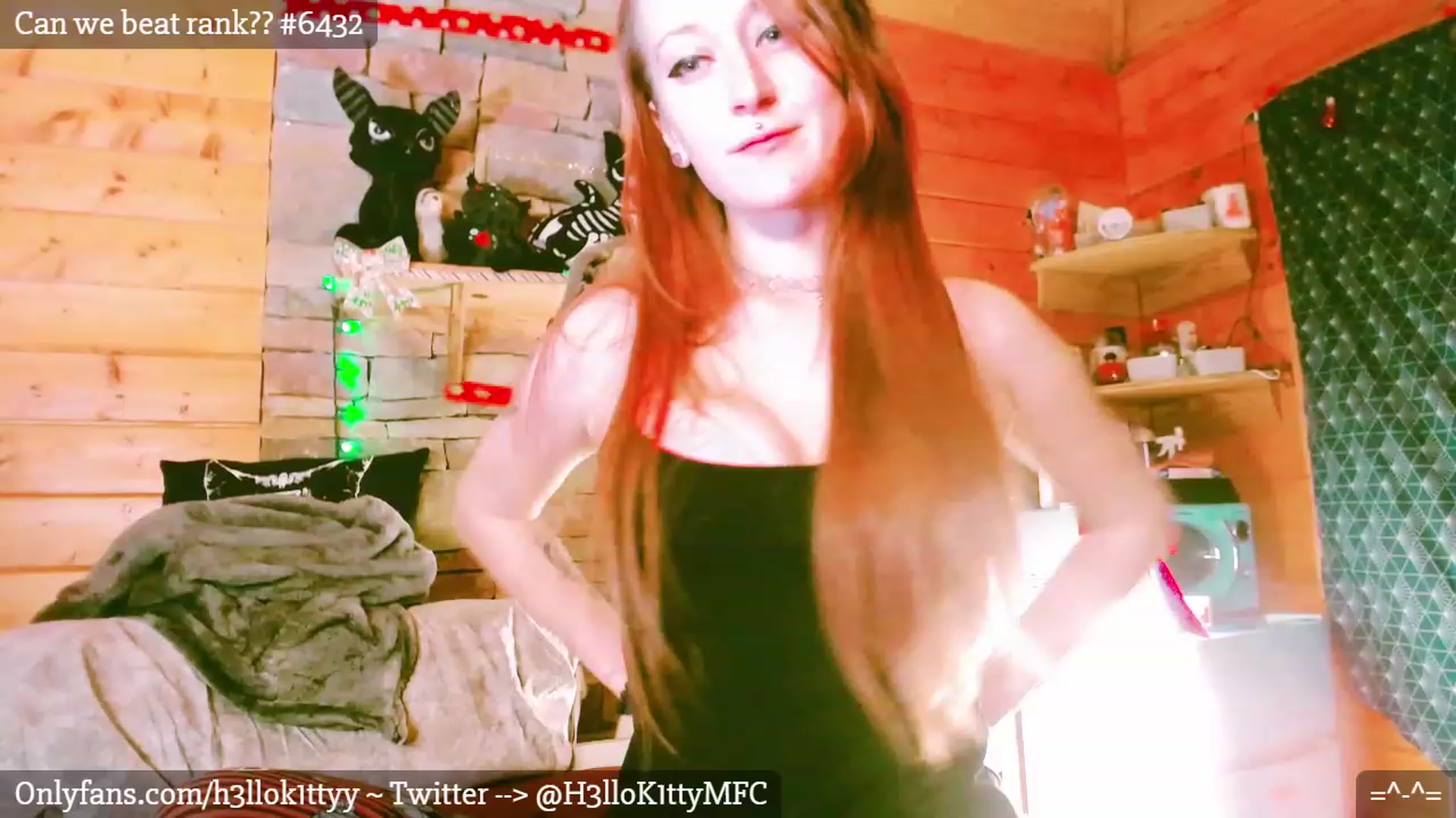 Gallery image thumbnail from H3llok1tty's myfreecams stream on, 12/28/2022, 05:58 image 4 of 20