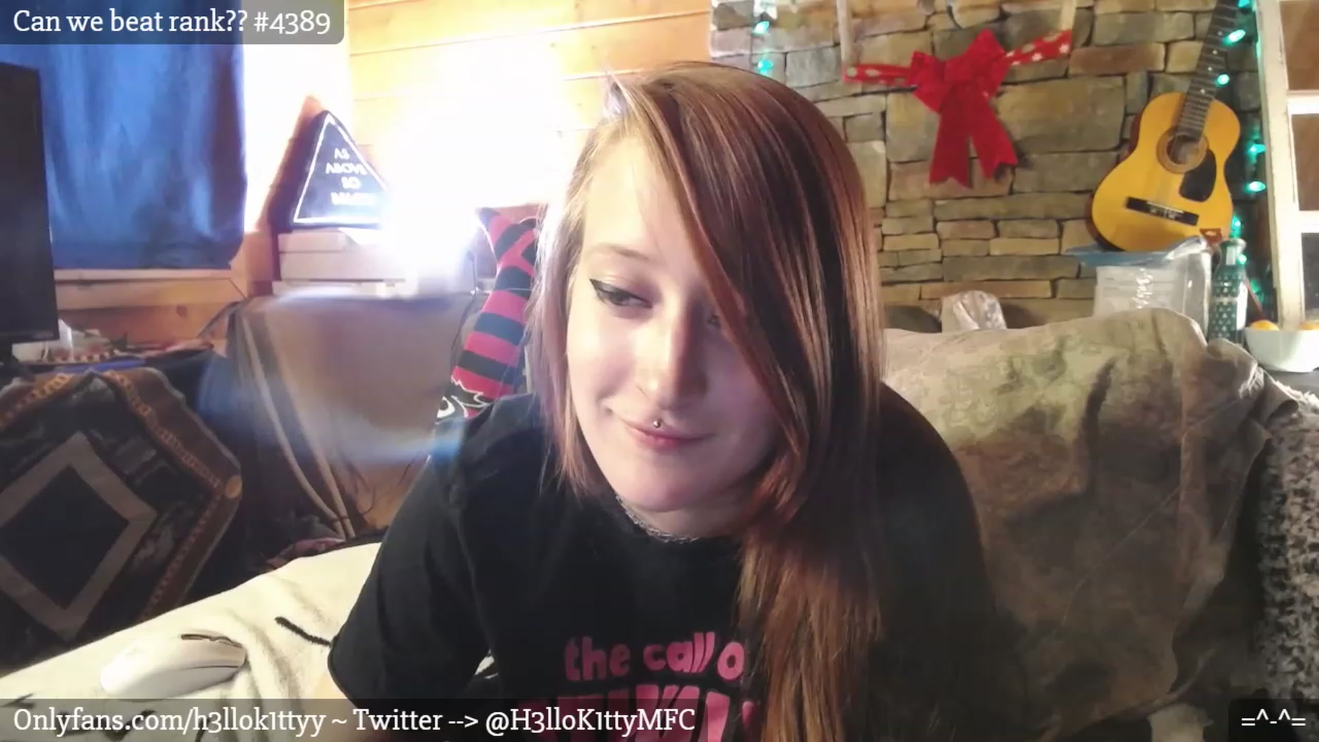 Gallery image thumbnail from H3llok1tty's myfreecams stream on, 12/29/2022, 11:39 image 8 of 20