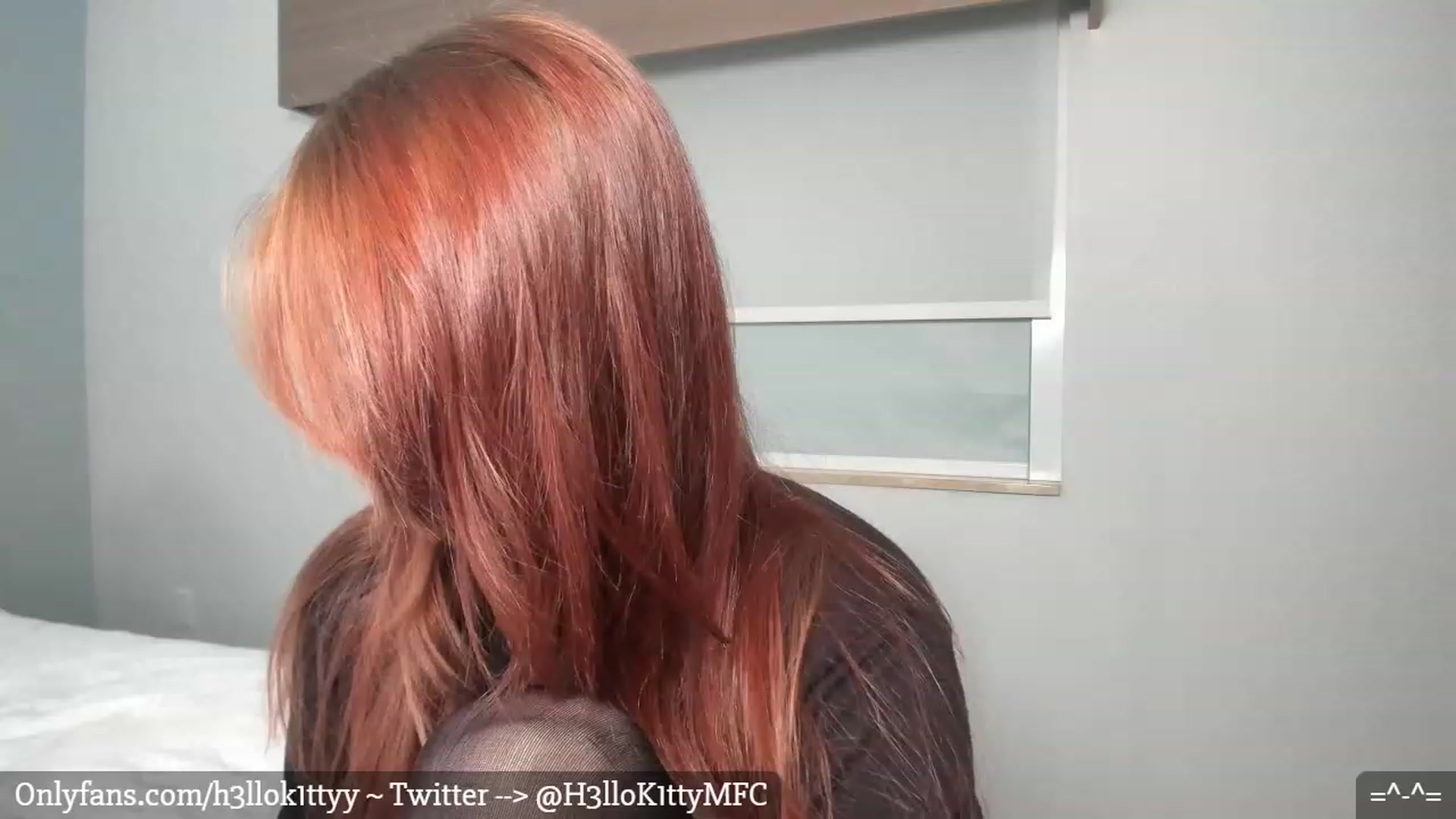 Gallery image thumbnail from H3llok1tty's myfreecams stream on, 01/29/2023, 04:41 image 10 of 20