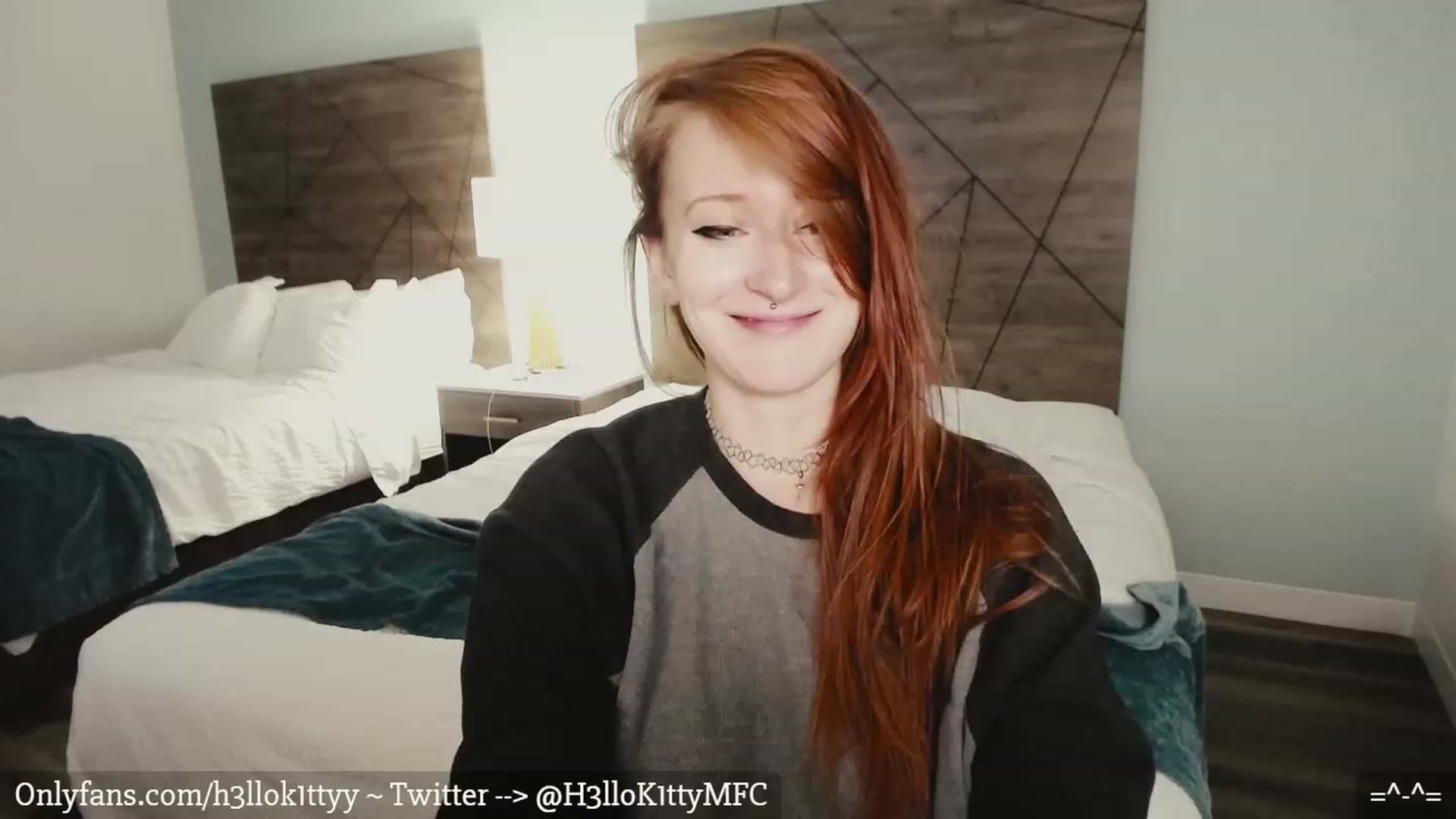 Gallery image thumbnail from H3llok1tty's myfreecams stream on, 02/08/2023, 07:52 image 9 of 20