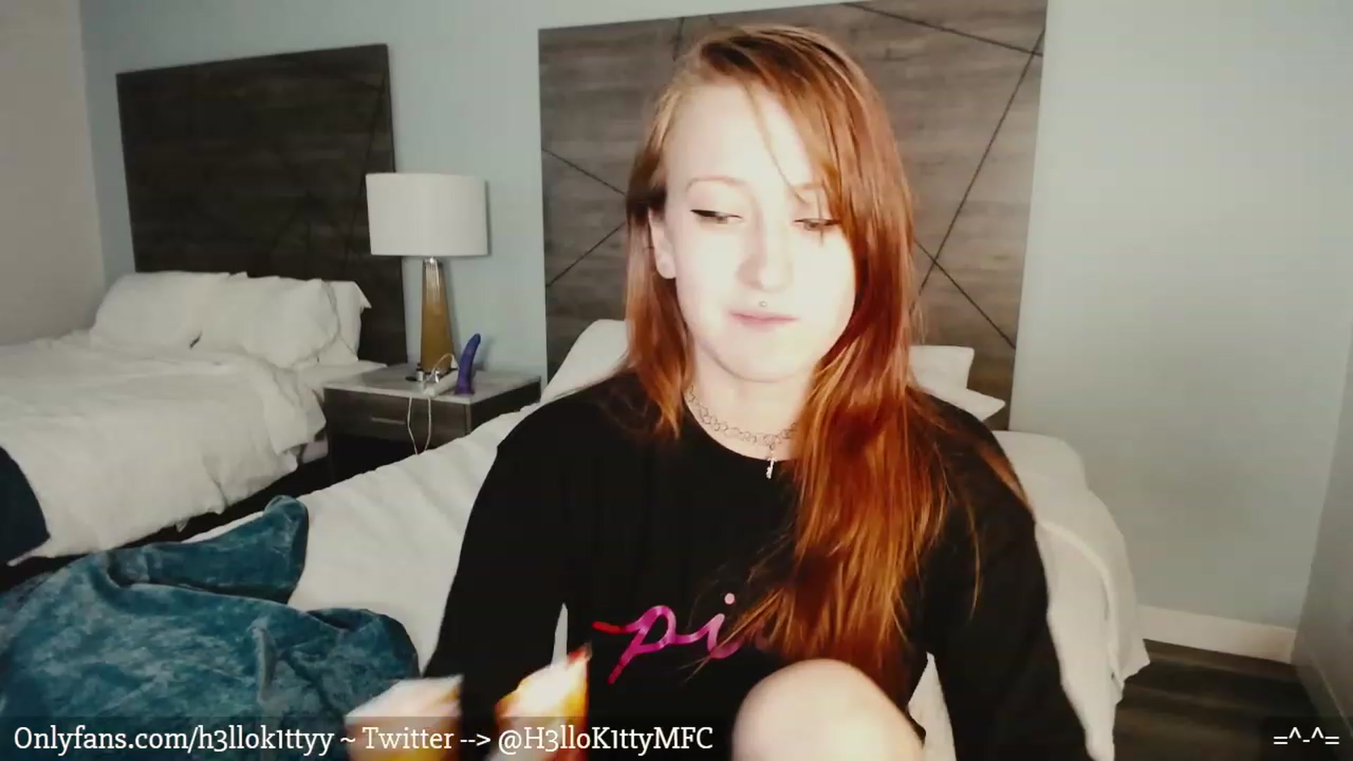 Gallery image thumbnail from H3llok1tty's myfreecams stream on, 02/12/2023, 04:07 image 1 of 20