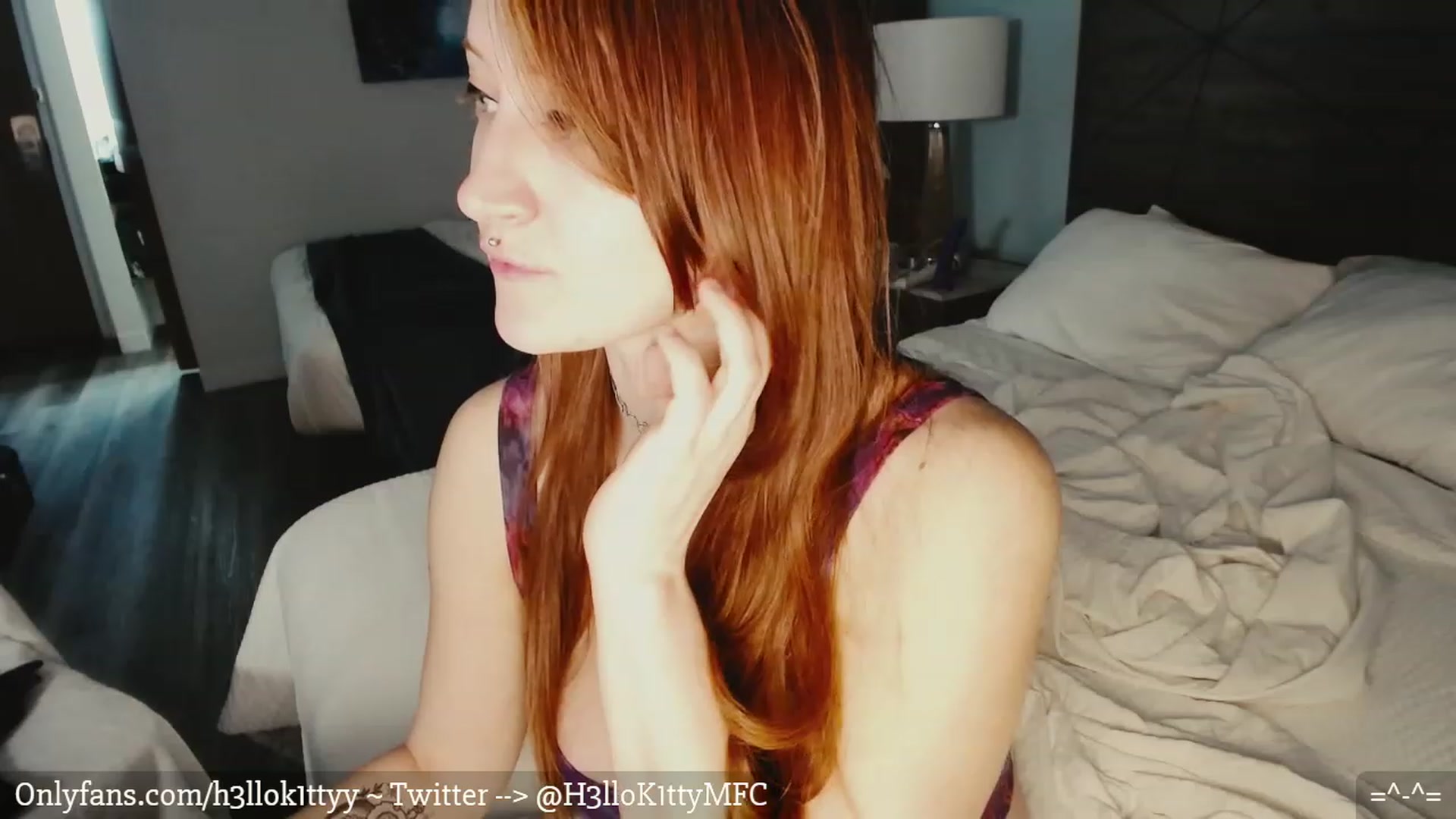 Gallery image thumbnail from H3llok1tty's myfreecams stream on, 02/12/2023, 08:13 image 5 of 20