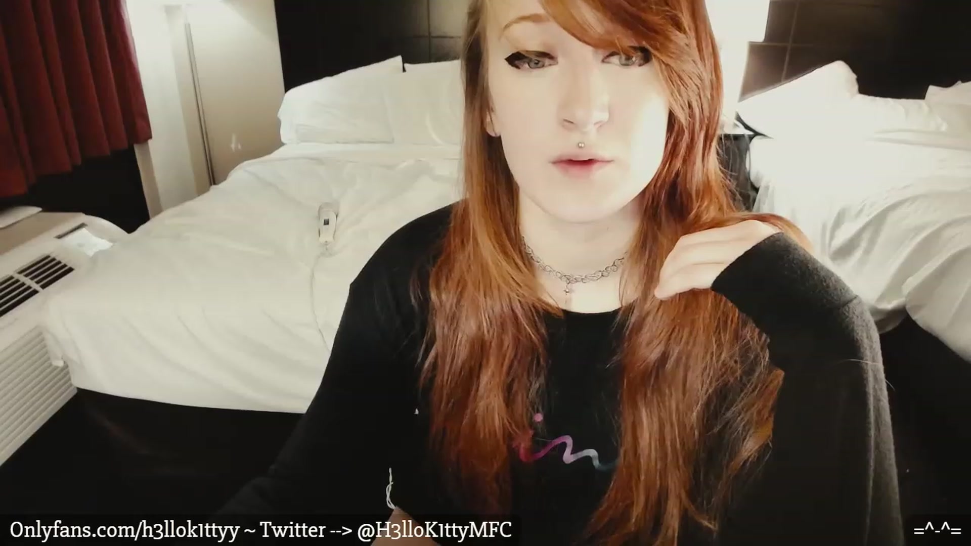 Gallery image thumbnail from H3llok1tty's myfreecams stream on, 02/19/2023, 03:05 image 10 of 20