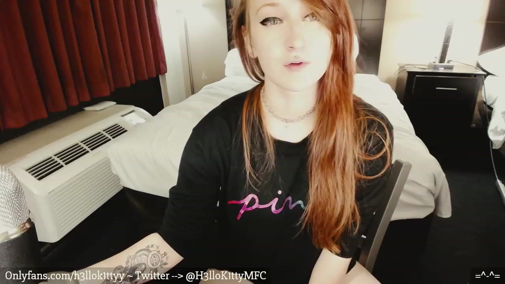 Gallery image thumbnail from H3llok1tty's myfreecams stream on, 02/19/2023, 09:01 image 4 of 20