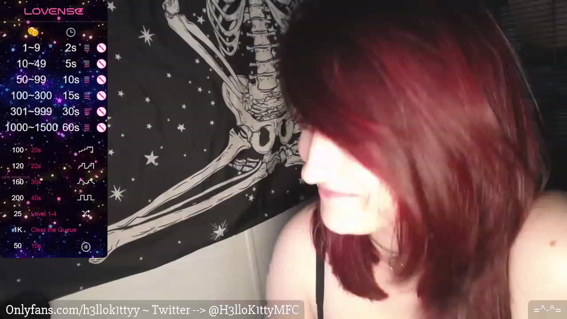 Gallery image thumbnail from H3llok1tty's myfreecams stream on, 01/28/2024, 14:18 image 15 of 20